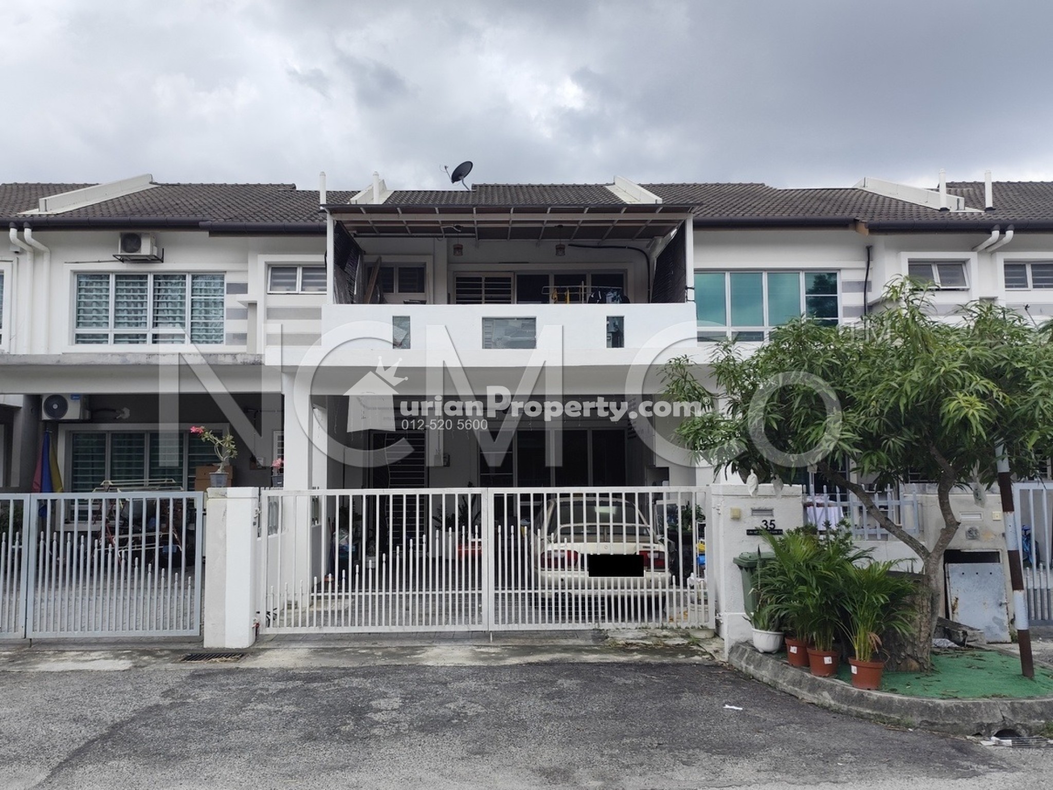 Terrace House For Auction at Hill Park