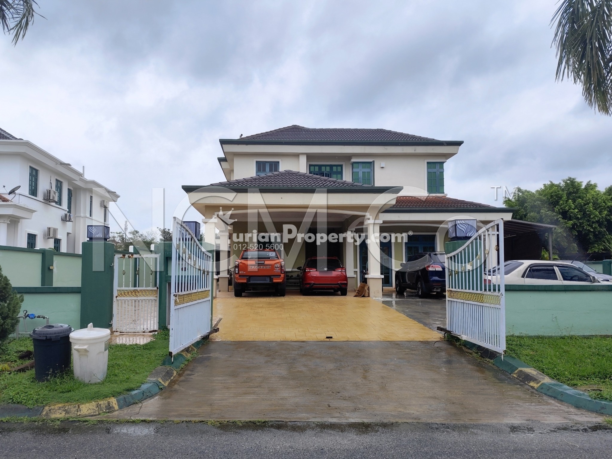 Bungalow House For Auction at Kota Warisan