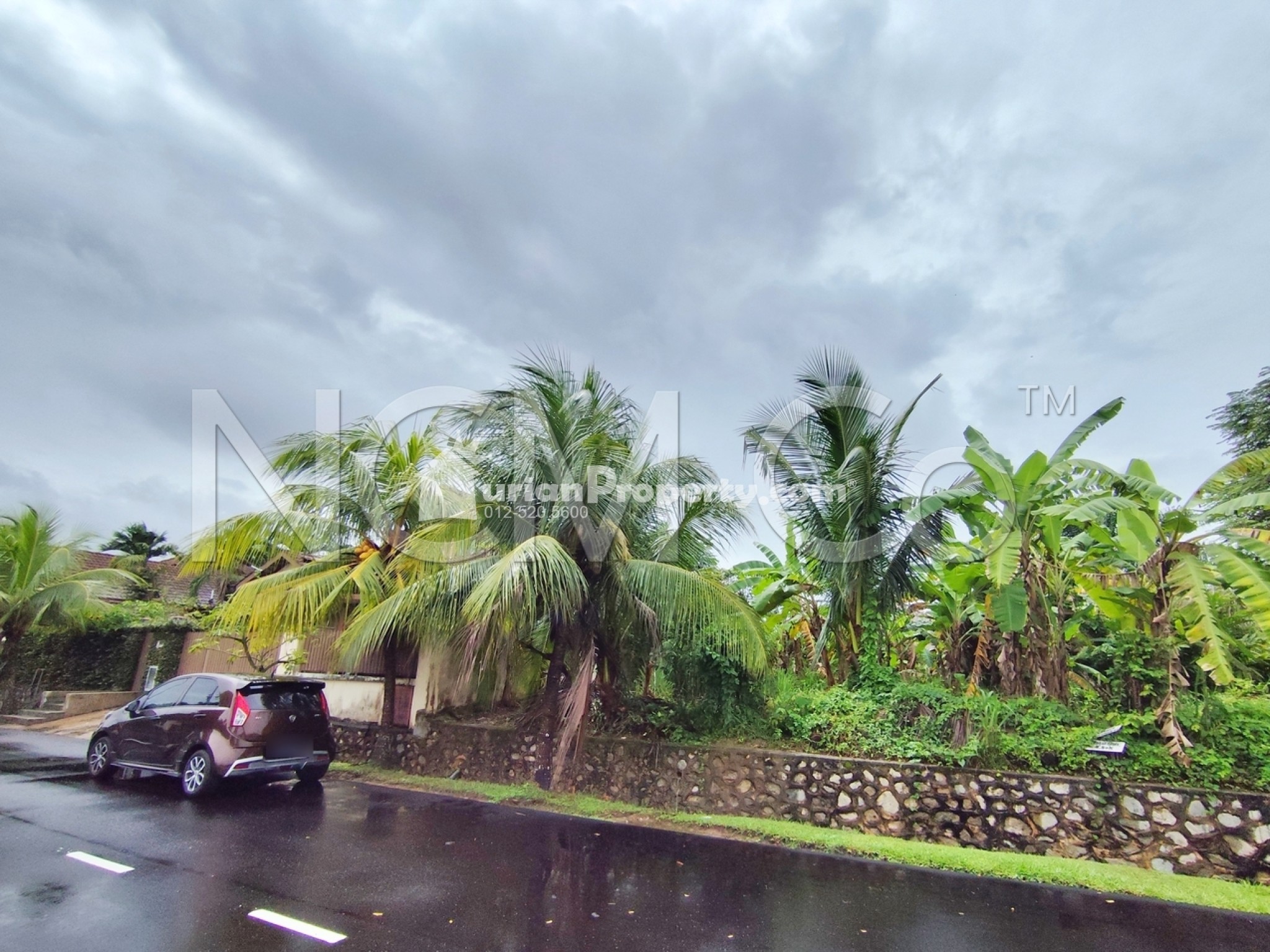 Residential Land For Auction at Kota Seriemas