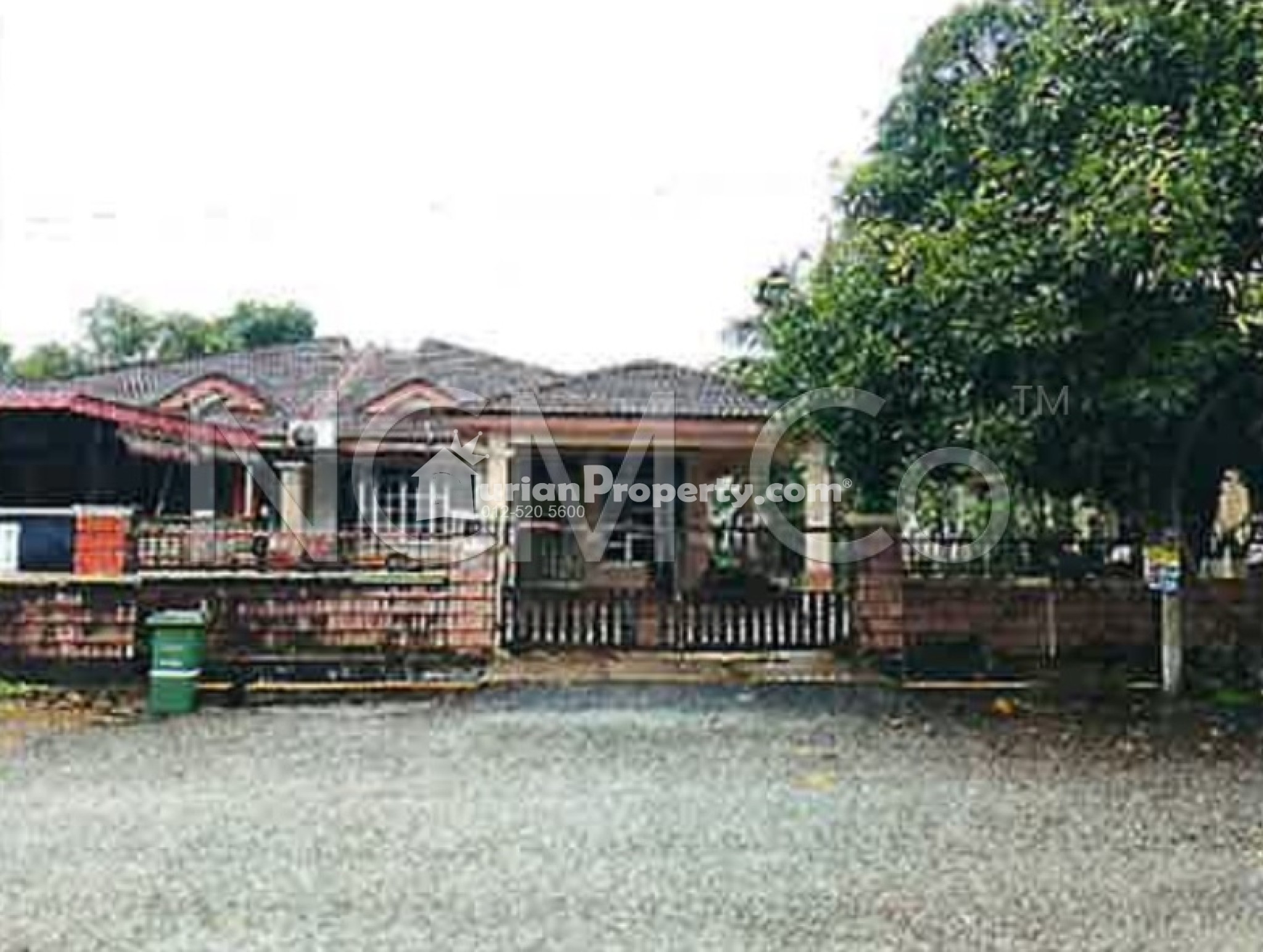 Terrace House For Auction at Kuantan