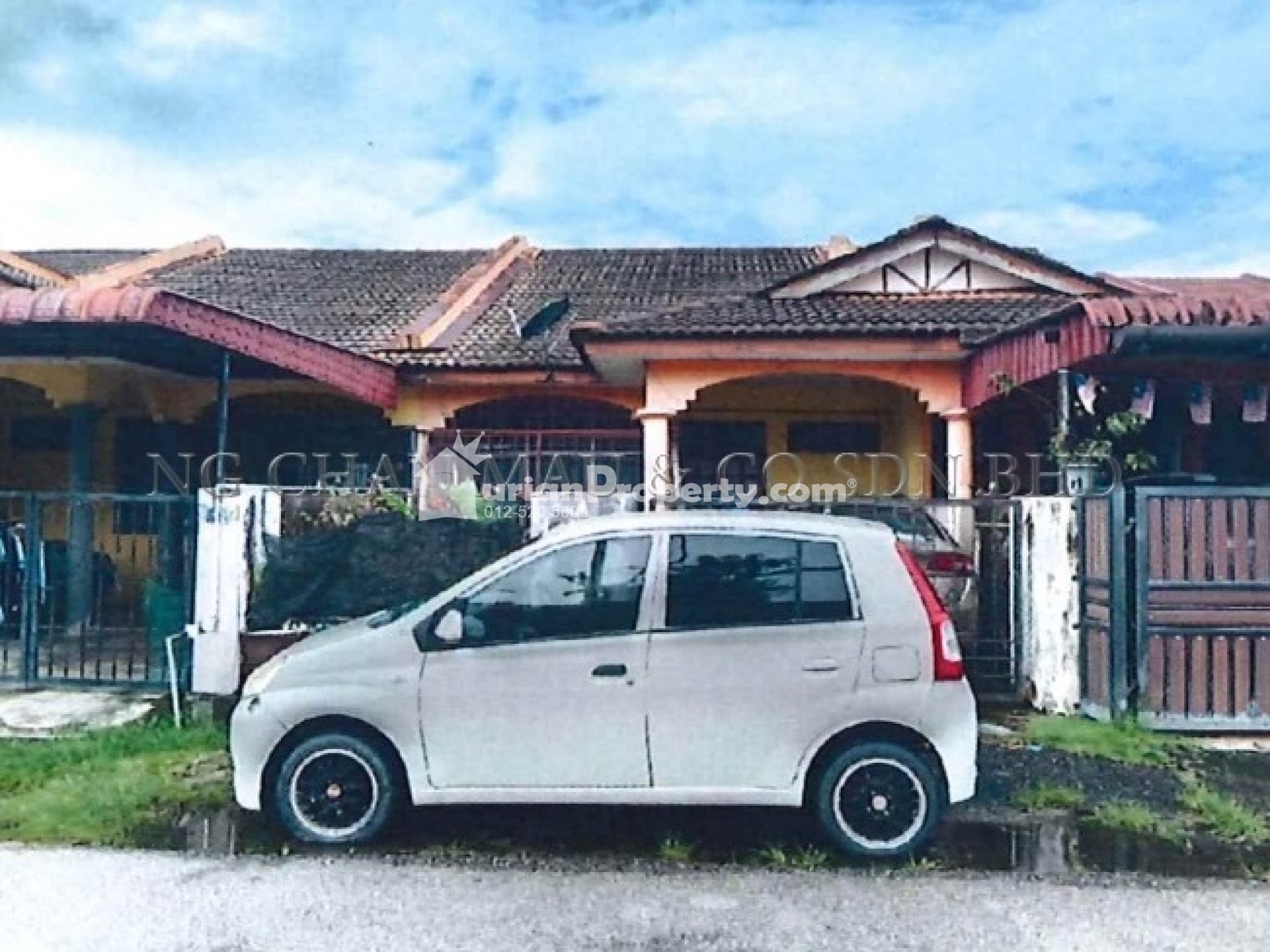 Terrace House For Auction at Taman Semarak