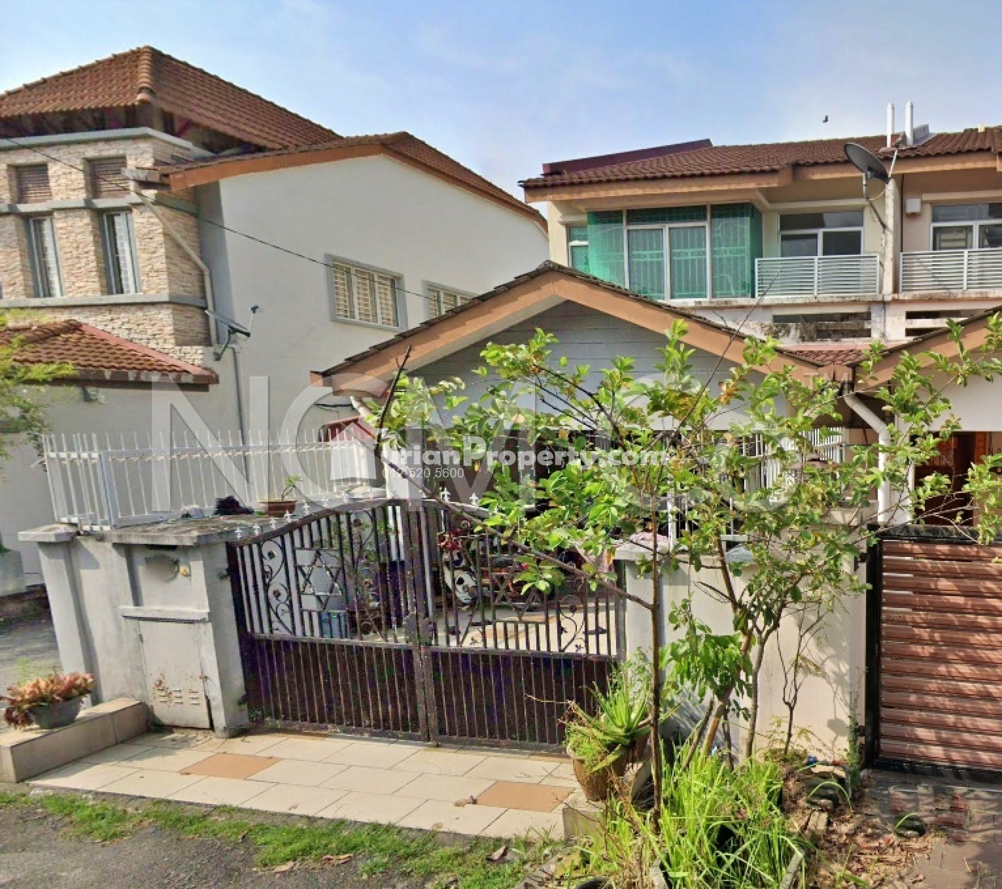 Terrace House For Auction at Bayu Tinggi