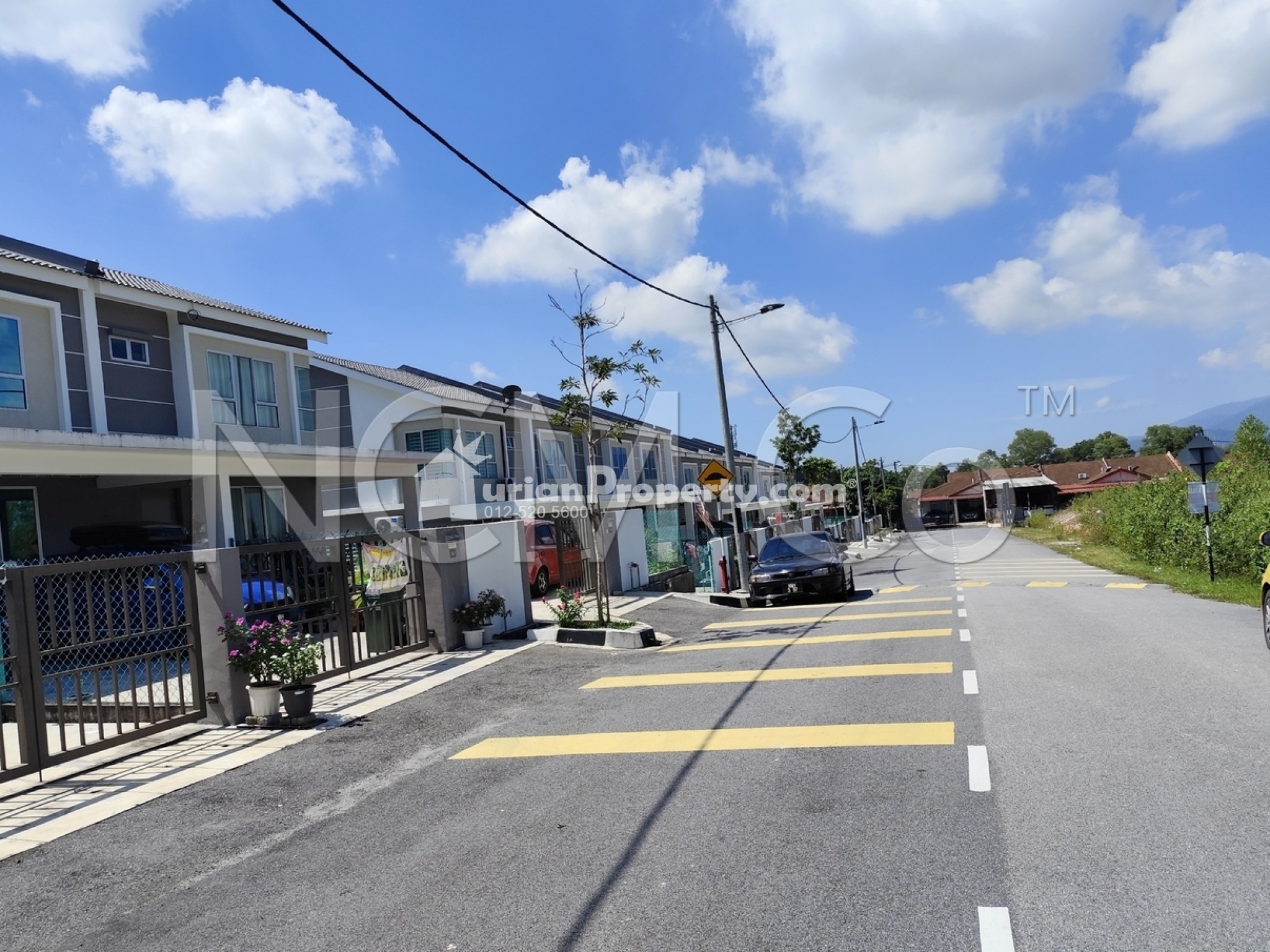 Terrace House For Auction at Taman Seri Bayu