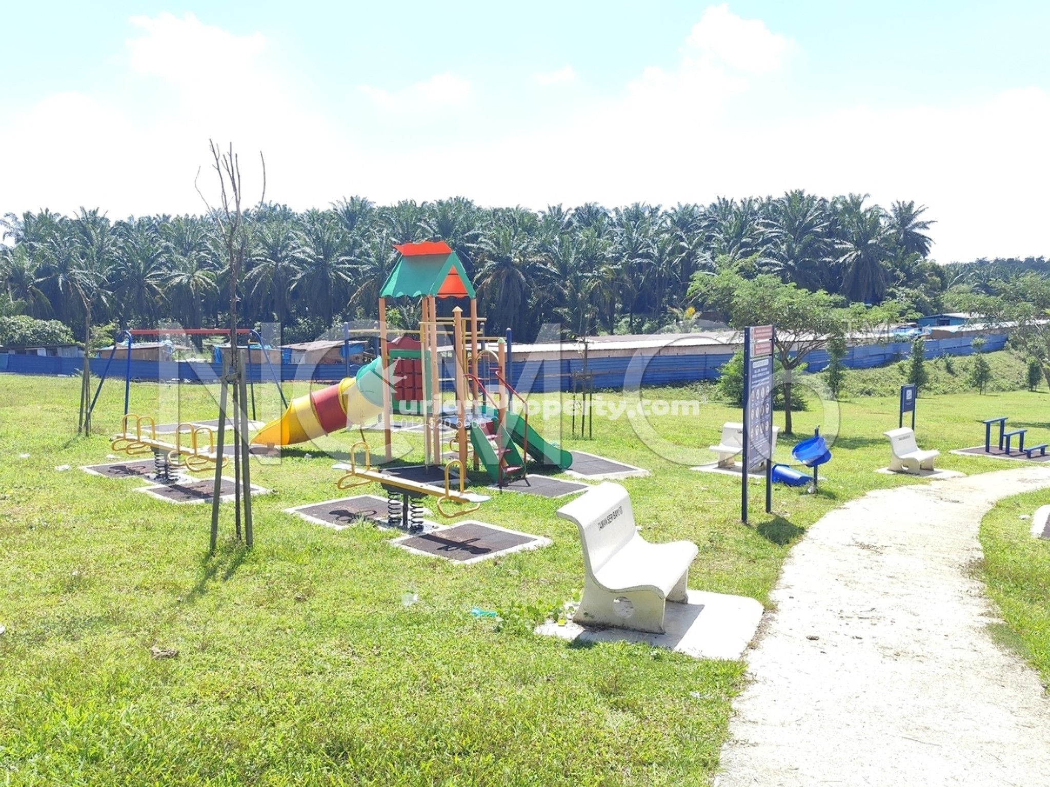 Terrace House For Auction at Taman Seri Bayu