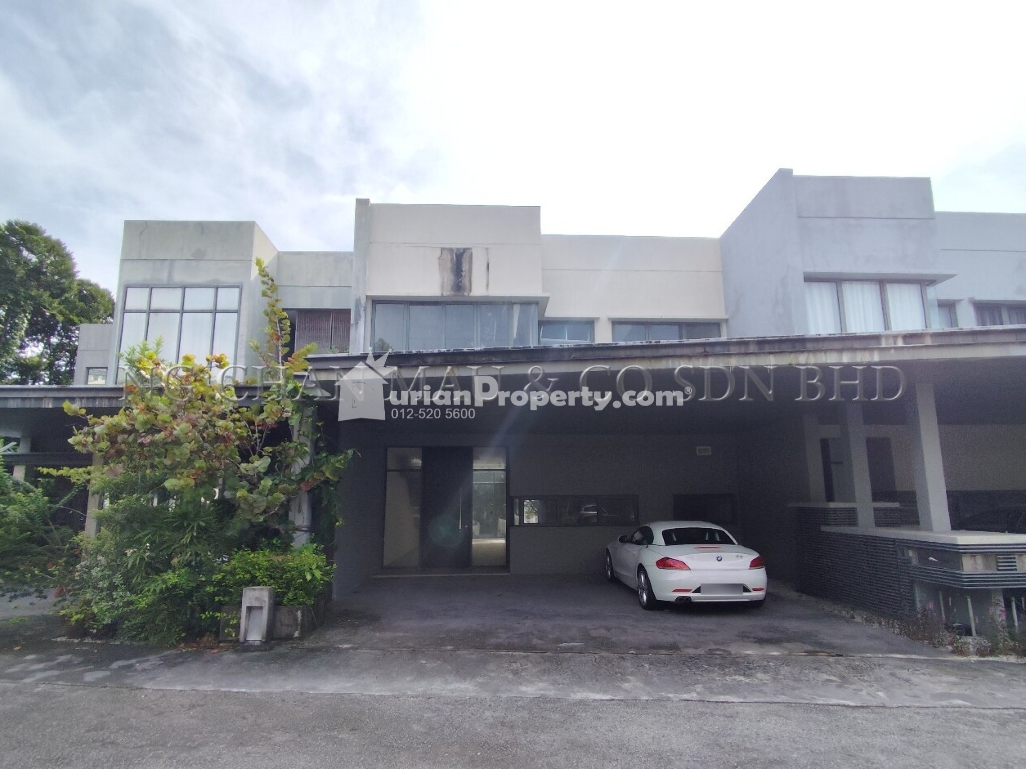 Terrace House For Auction at Mirage By The Lake