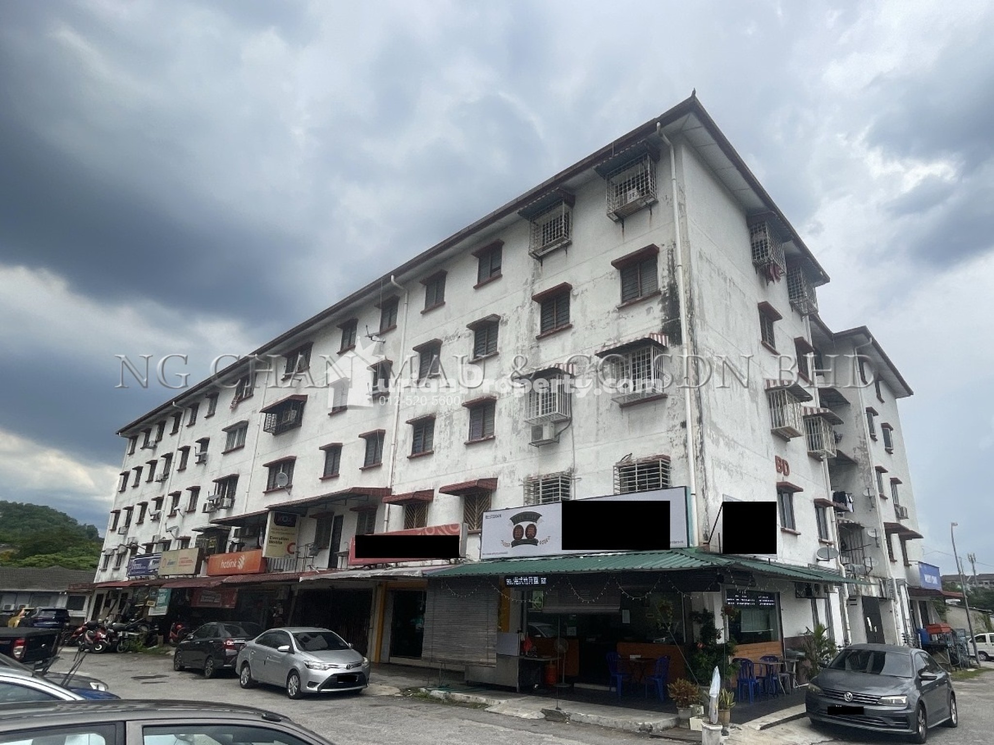 Flat For Auction at Taman Bukit Angsana
