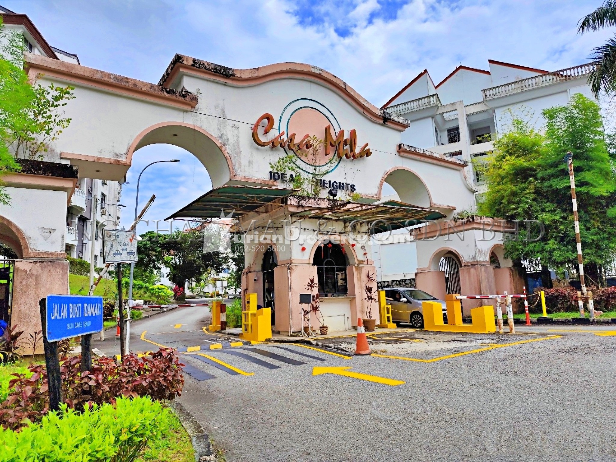 Condo For Auction at Casa Mila Victoria