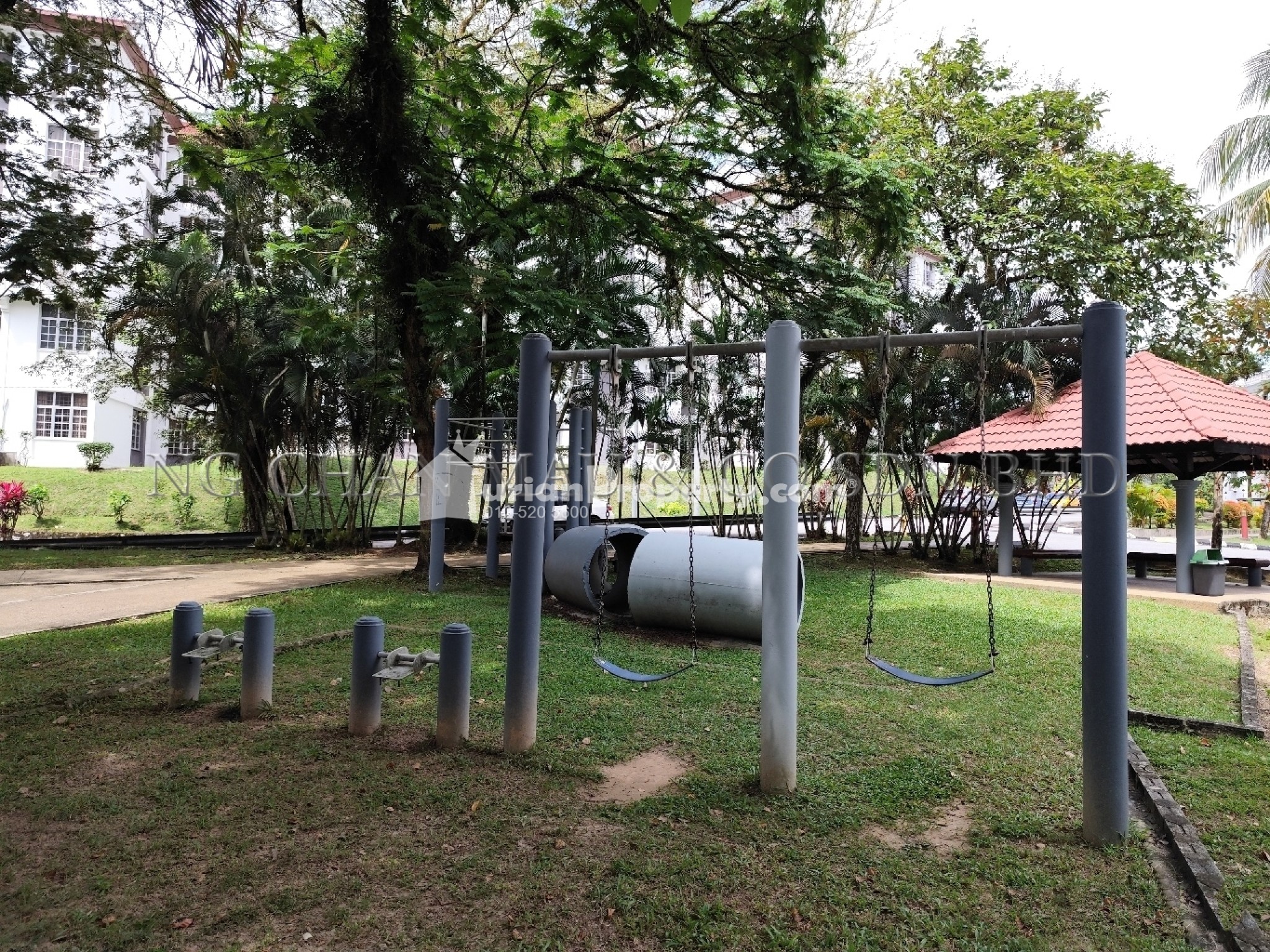 Condo For Auction at Casa Mila Victoria