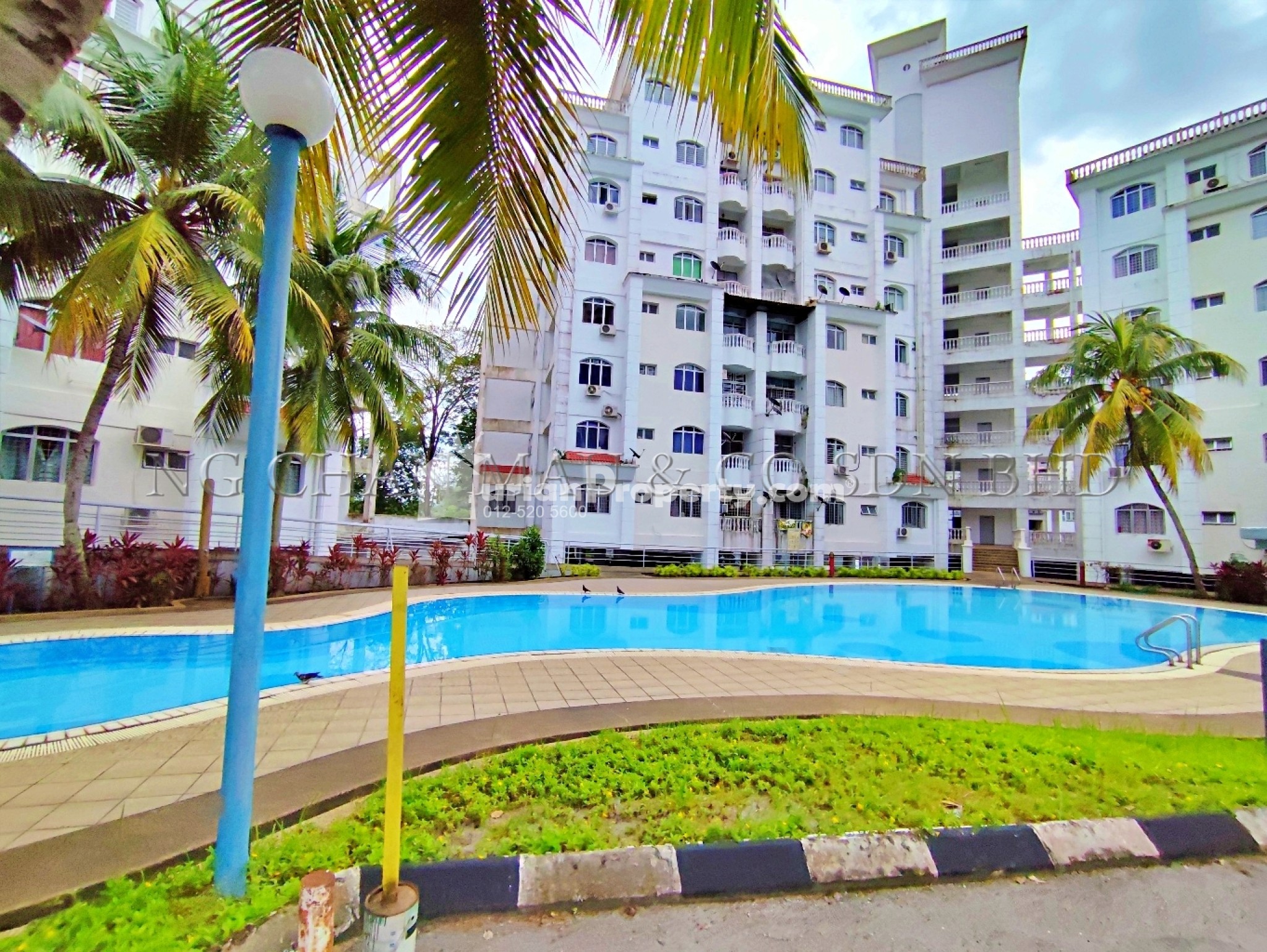 Condo For Auction at Casa Mila Victoria