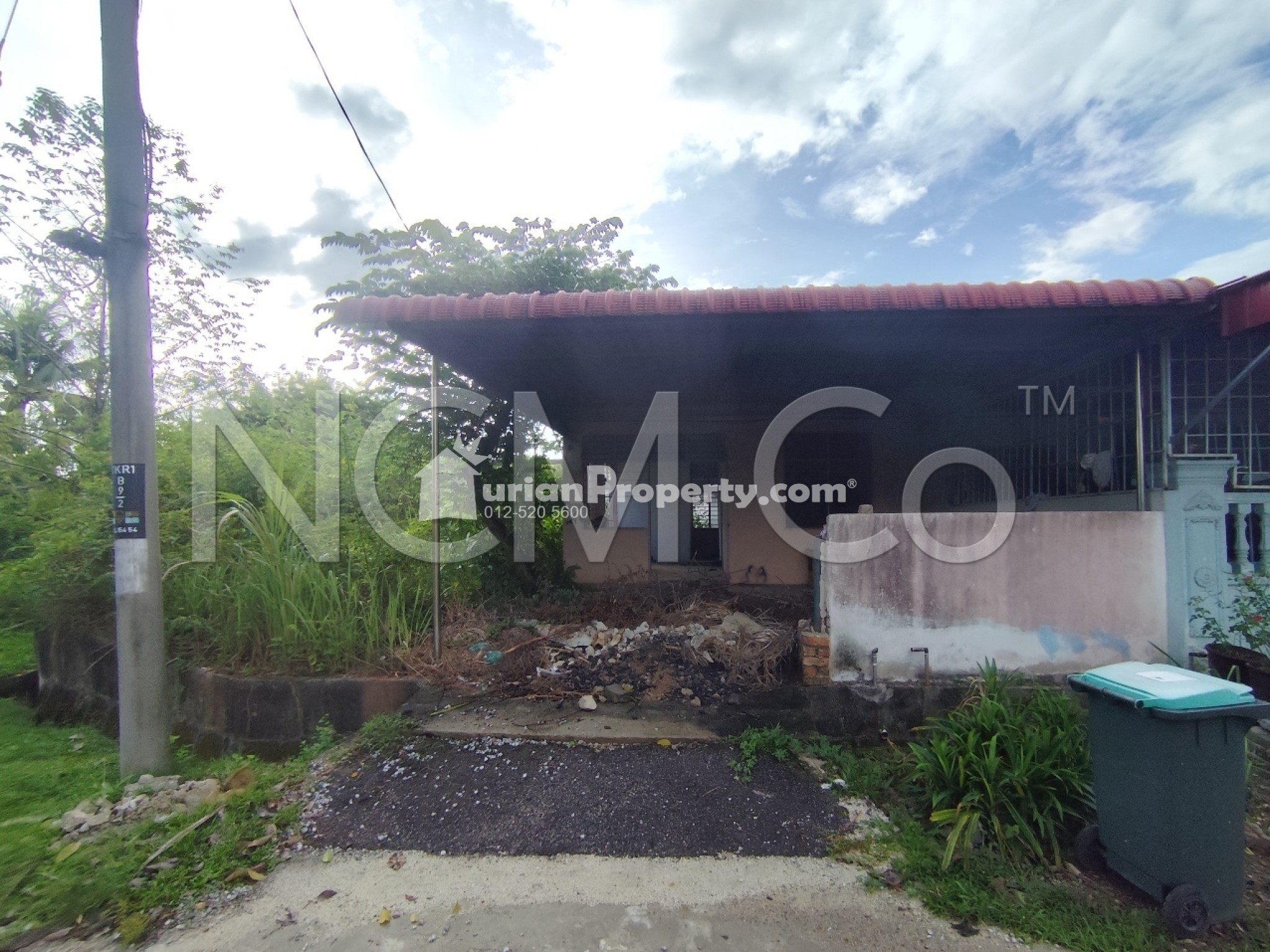 Terrace House For Auction at Taman Kelisa Ria