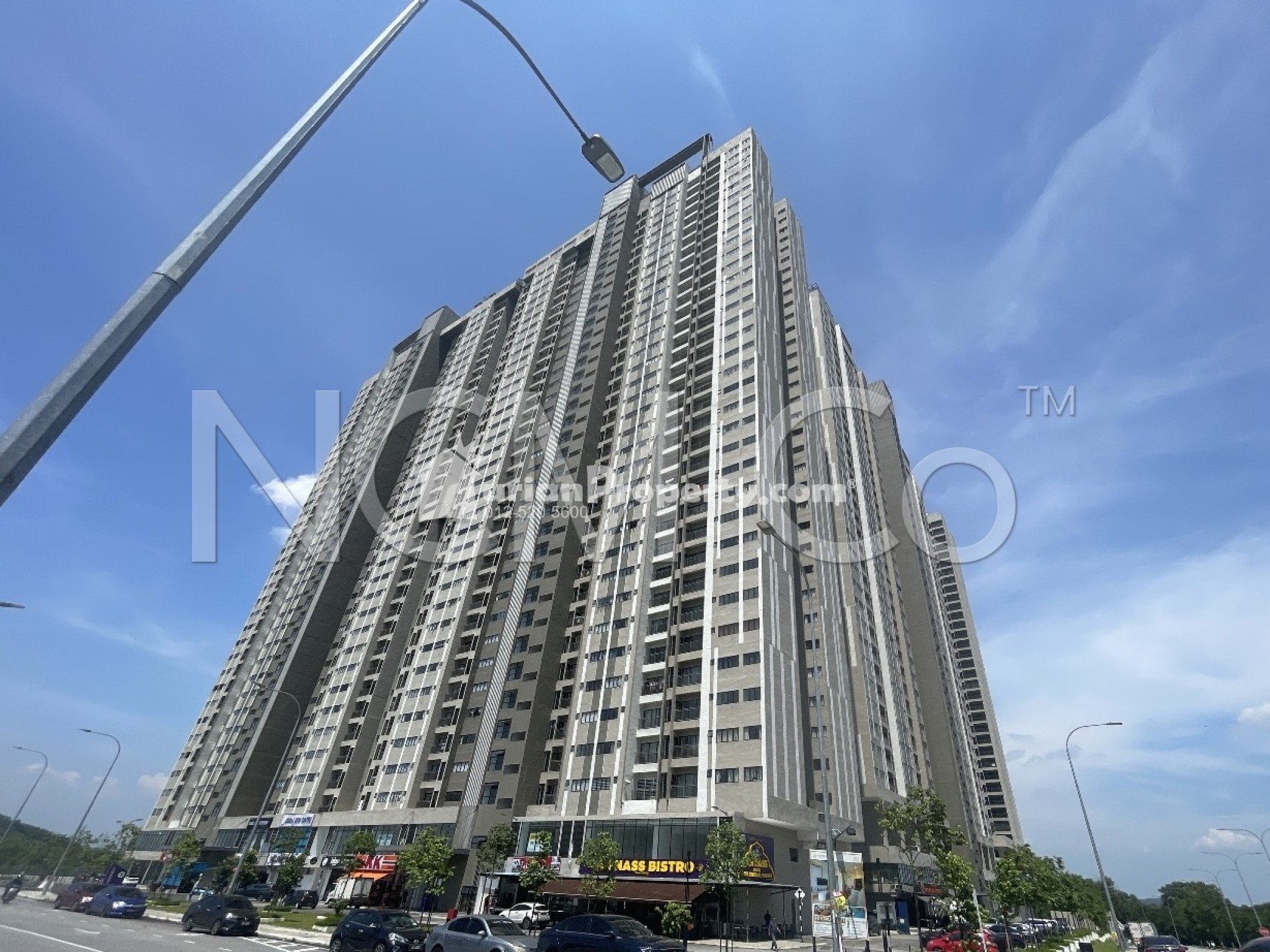 Apartment For Auction at Youth City