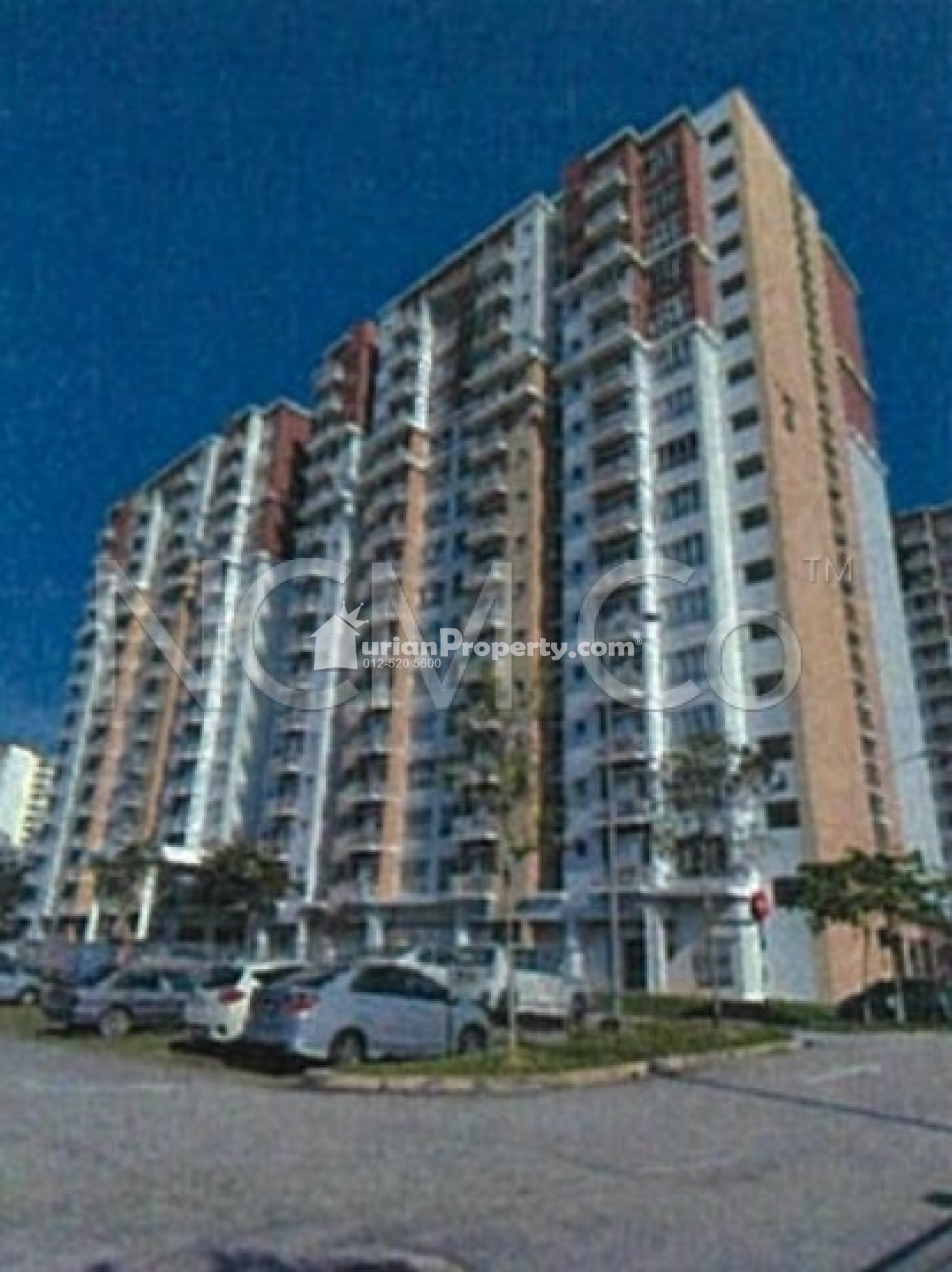 Apartment For Auction at De Kiara Apartment