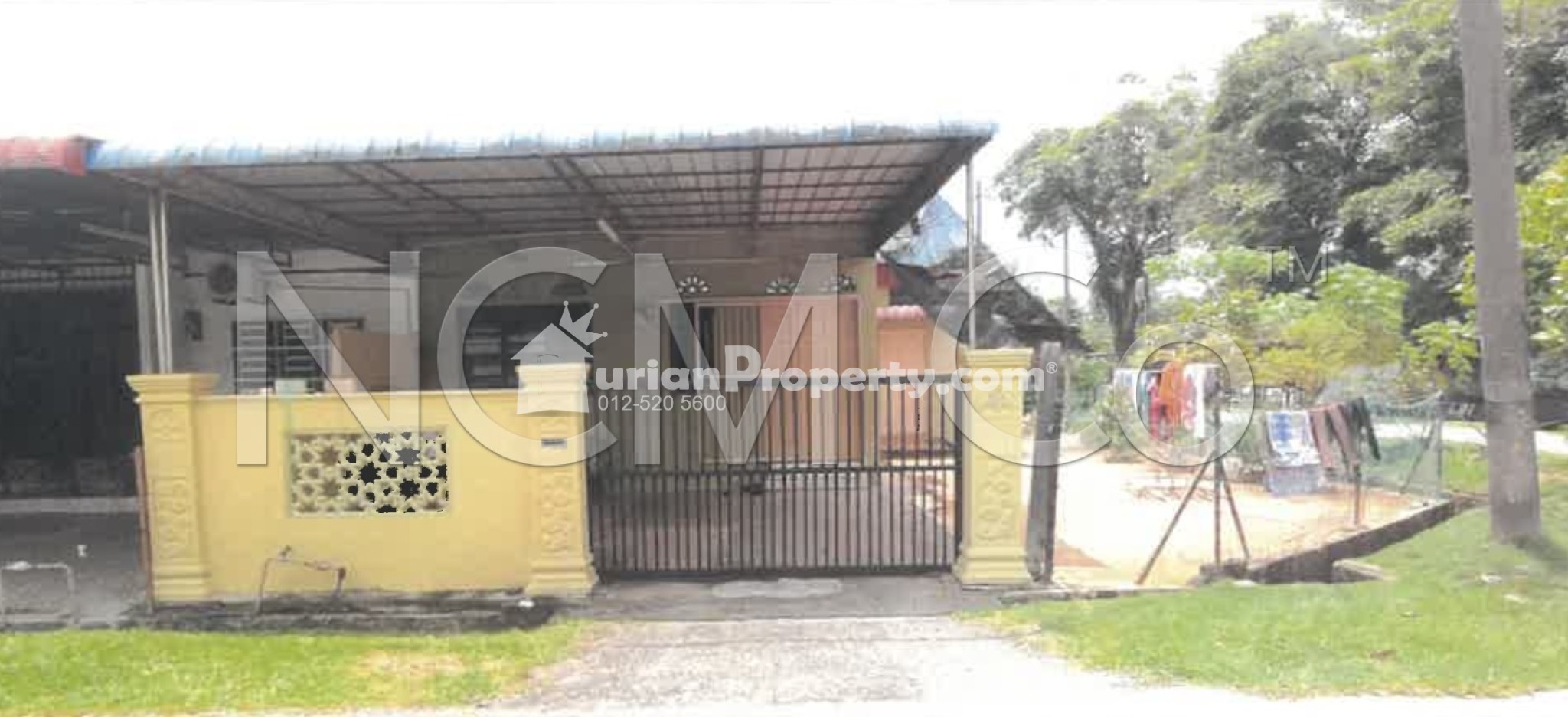 Terrace House For Auction at Taman Kenangan