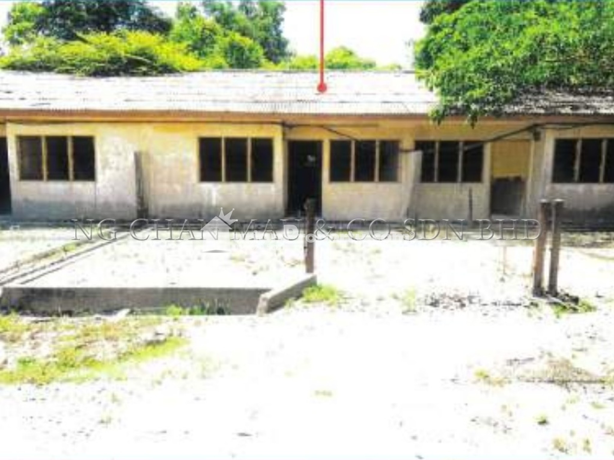 Terrace House For Auction at Machang
