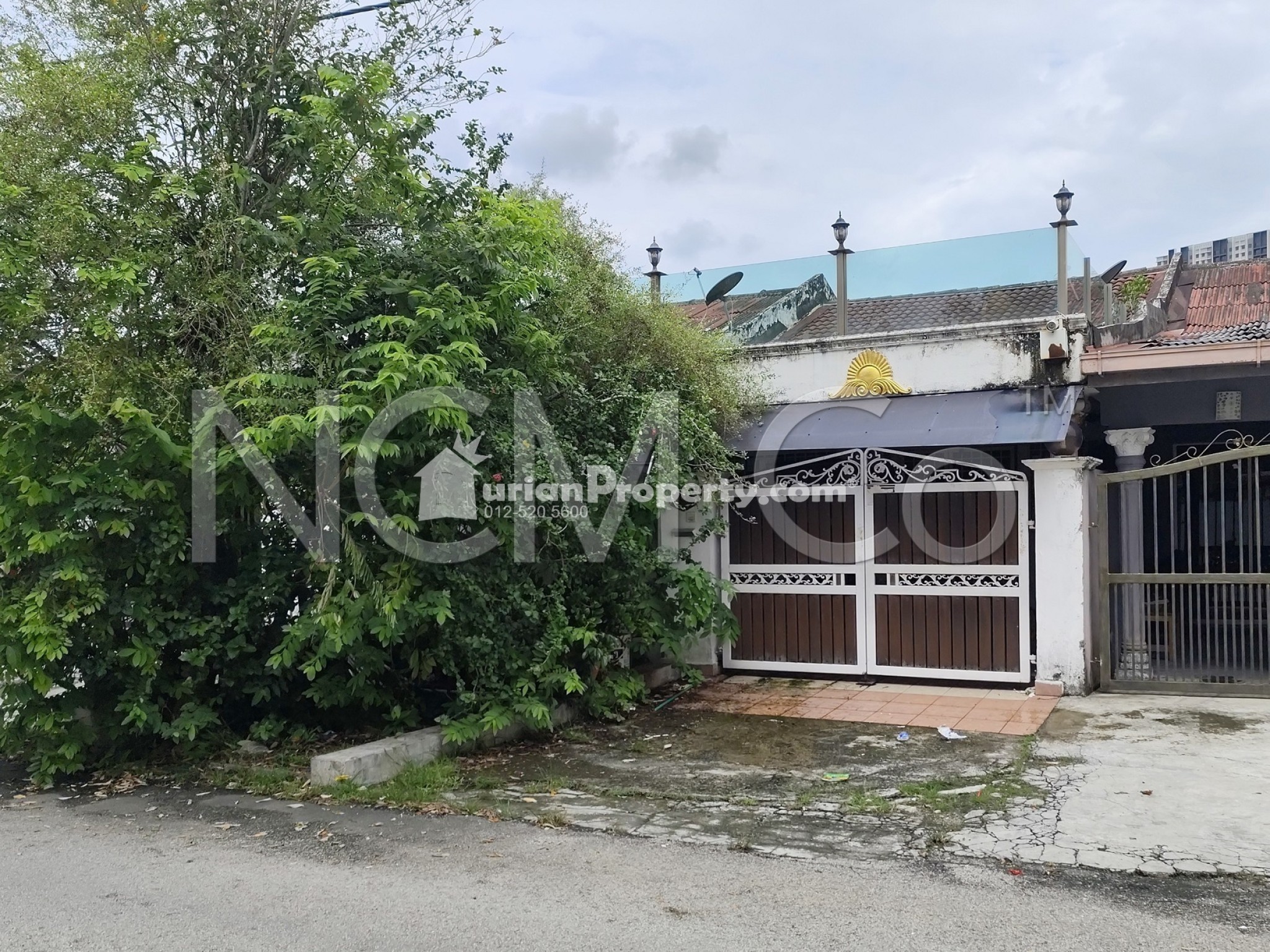 Terrace House For Auction at BK1