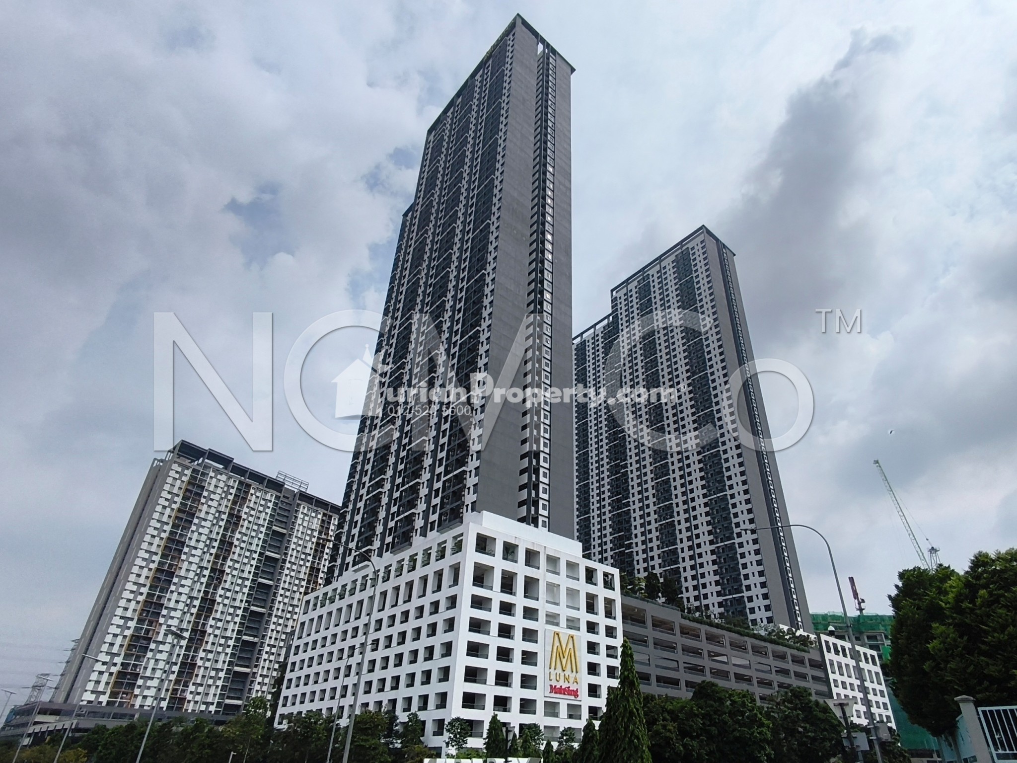 Serviced Residence For Auction at M Luna