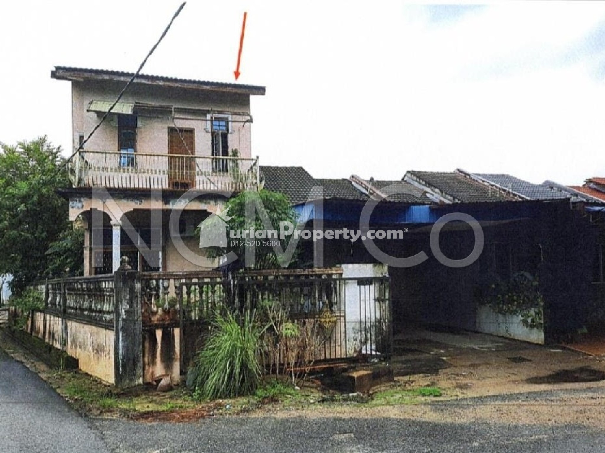 Terrace House For Auction at Machang