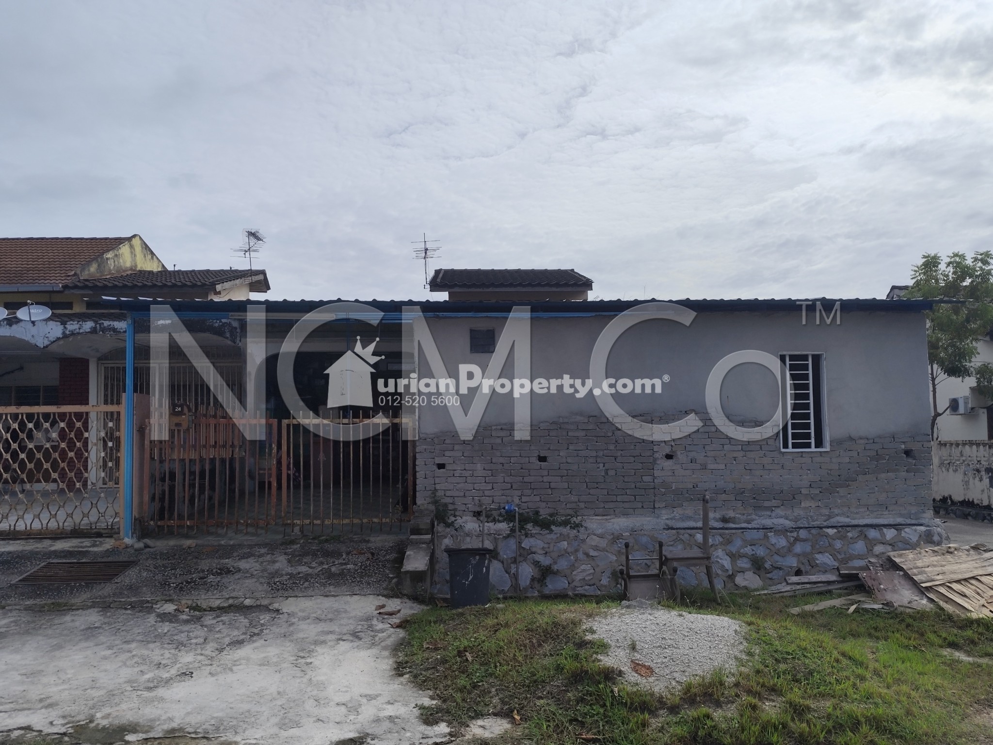 Terrace House For Auction at Kelana Jaya