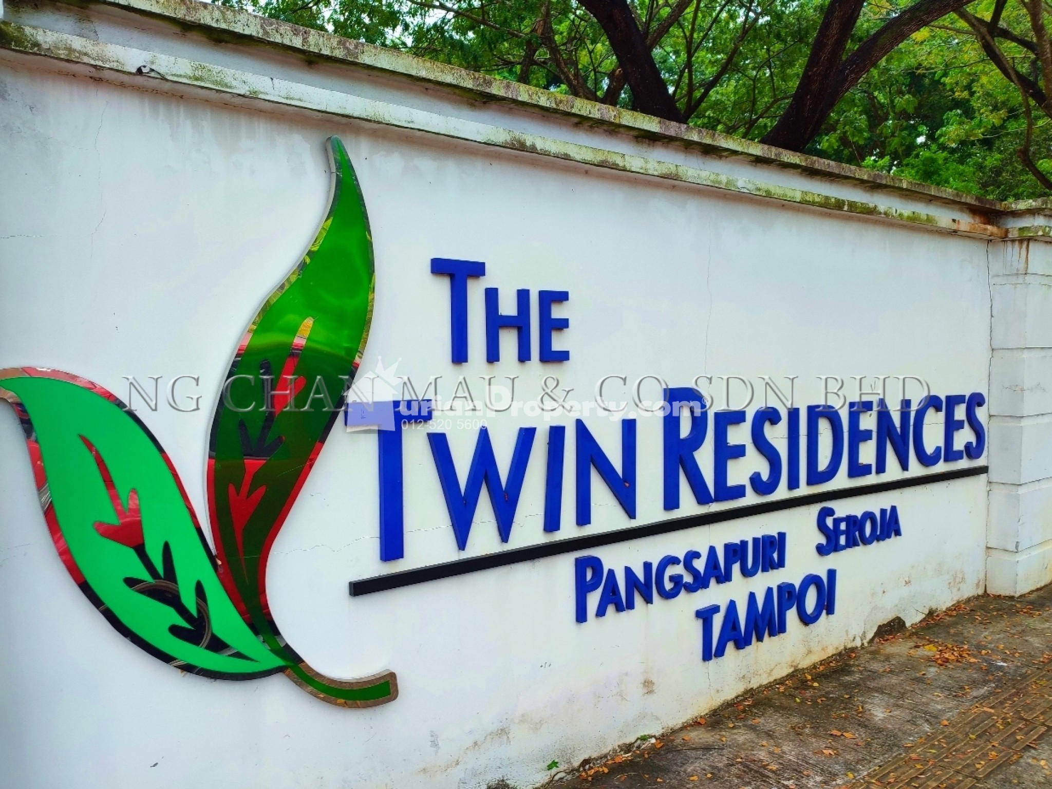Apartment For Auction at The Twin Residences