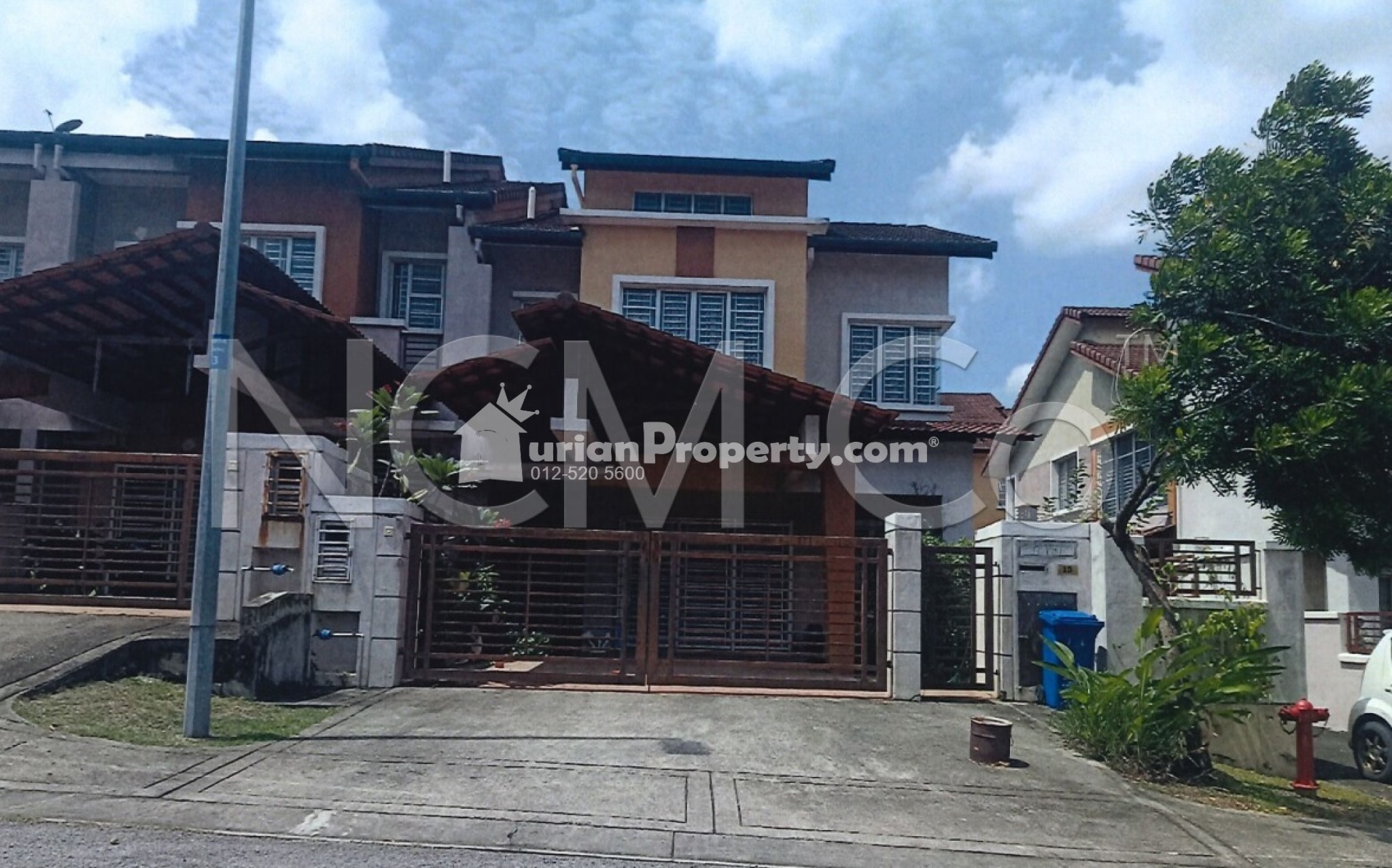 Terrace House For Auction at Denai Alam