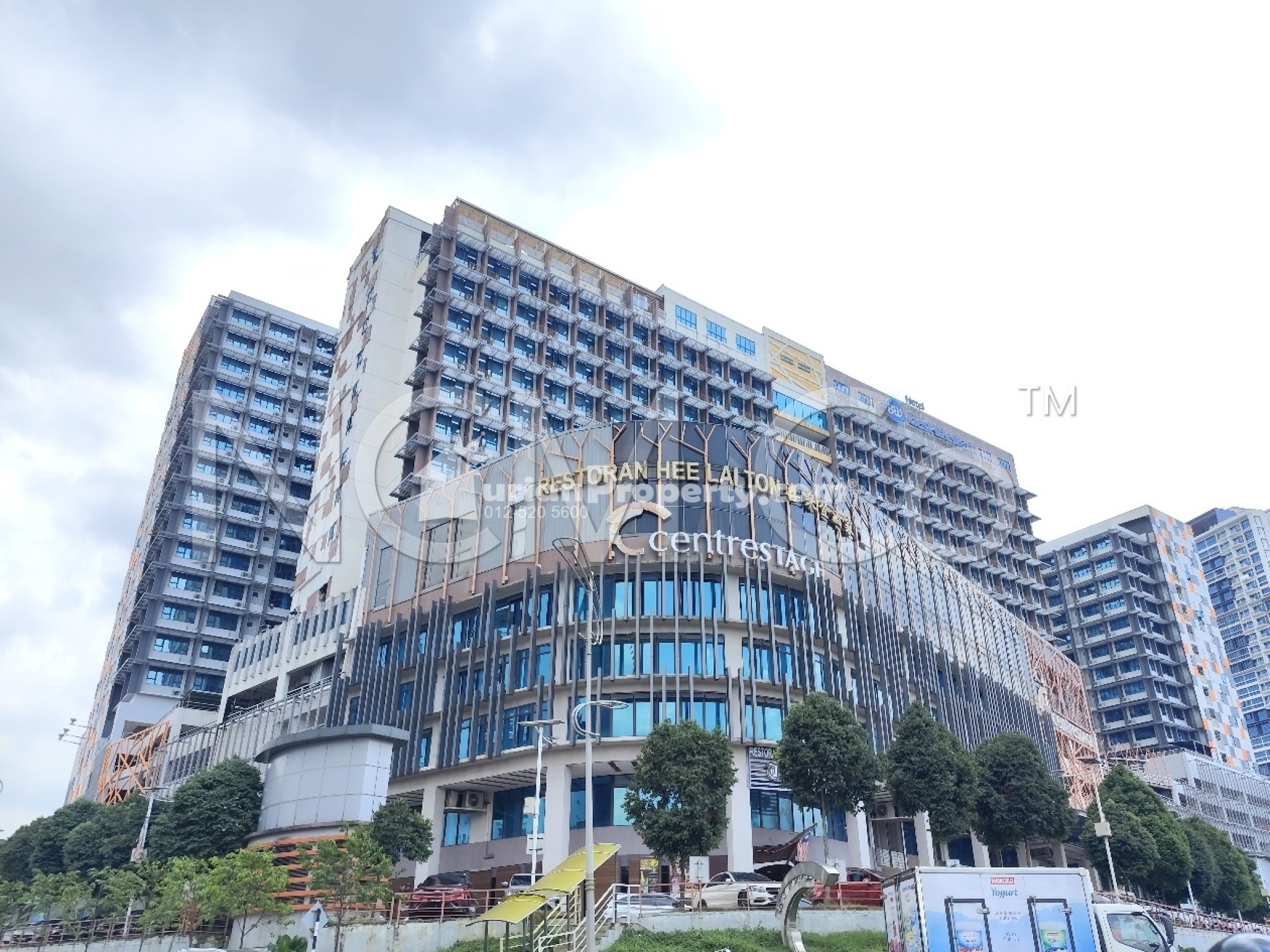 Serviced Residence For Auction at Centrestage