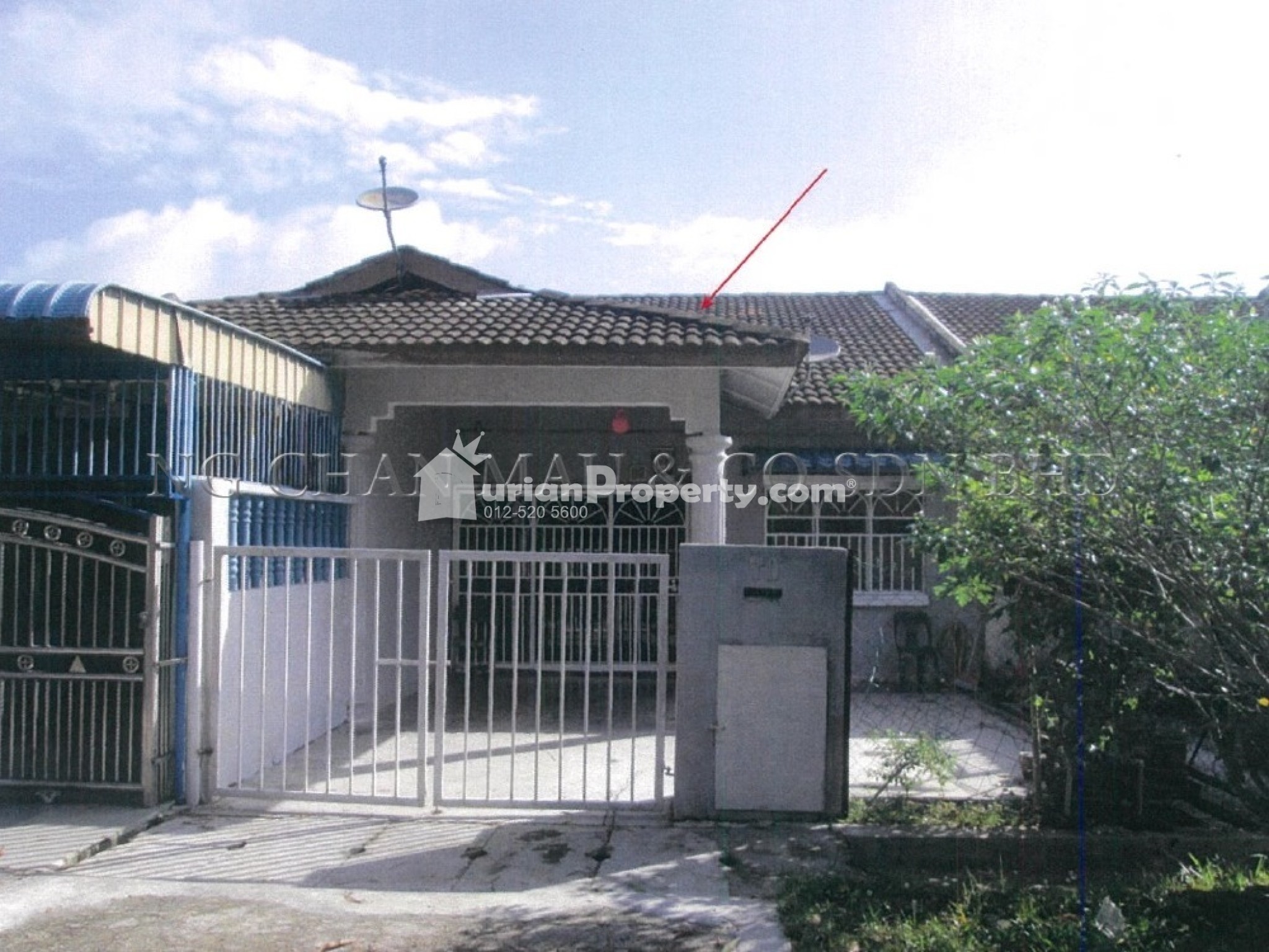 Terrace House For Auction at Taman Seri Cahaya