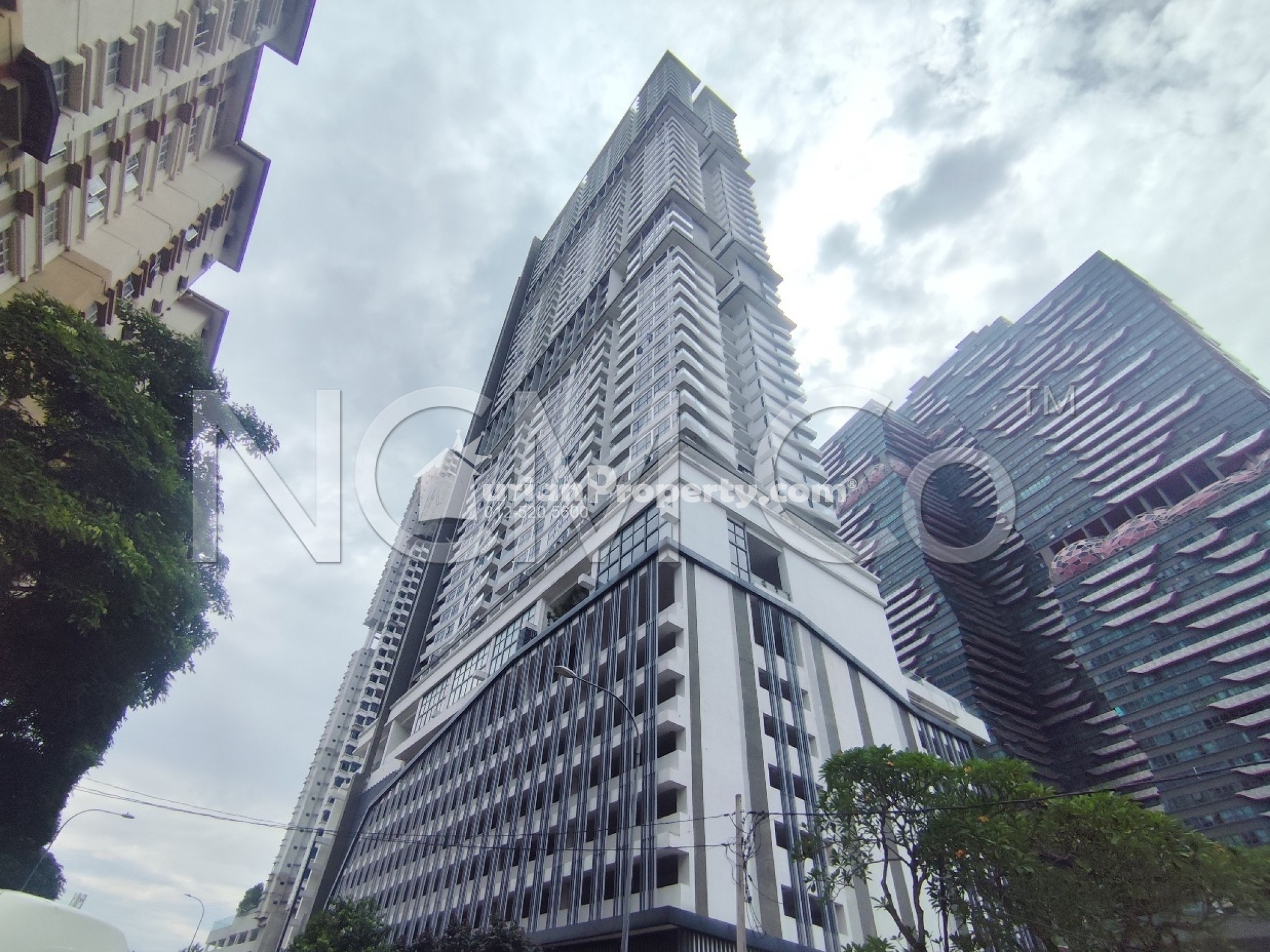 Serviced Residence For Auction at Reizz Residence