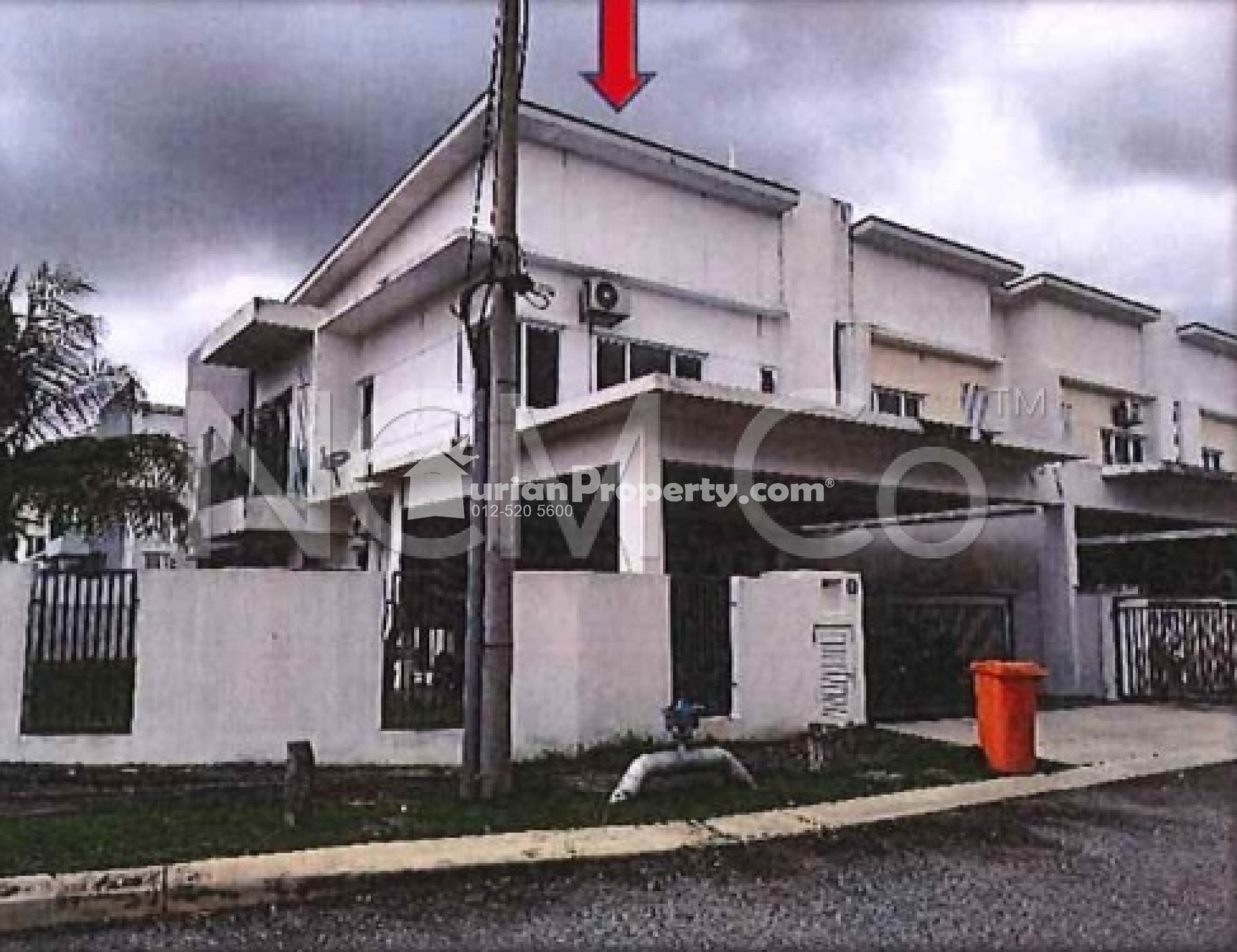 Terrace House For Auction at Suriaman