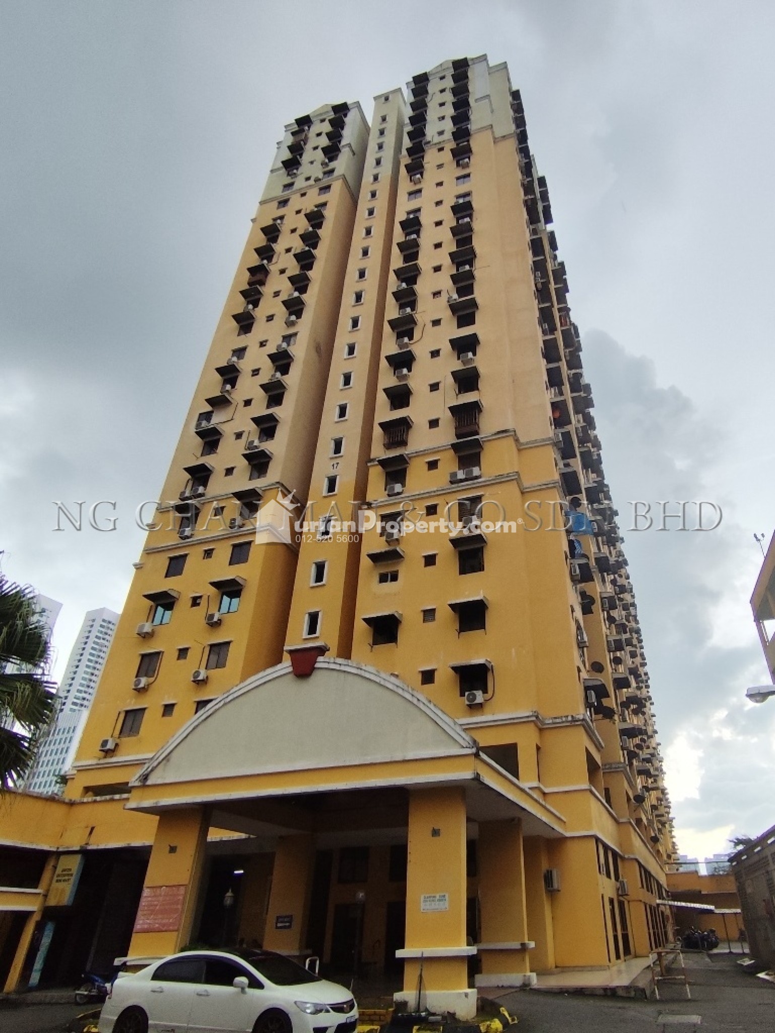 Apartment For Auction at Serina Bay