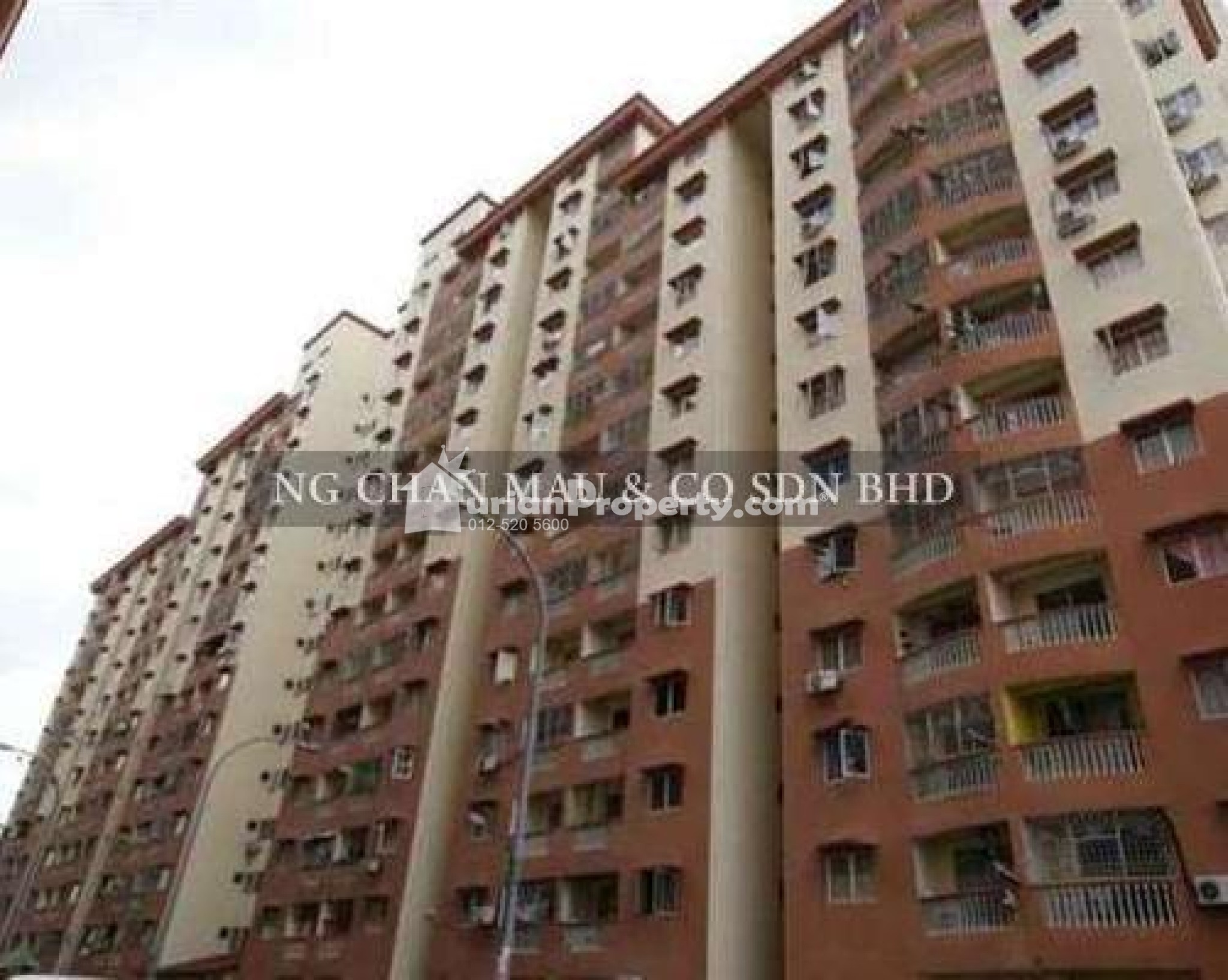 Apartment For Auction at Sri Ria Apartment