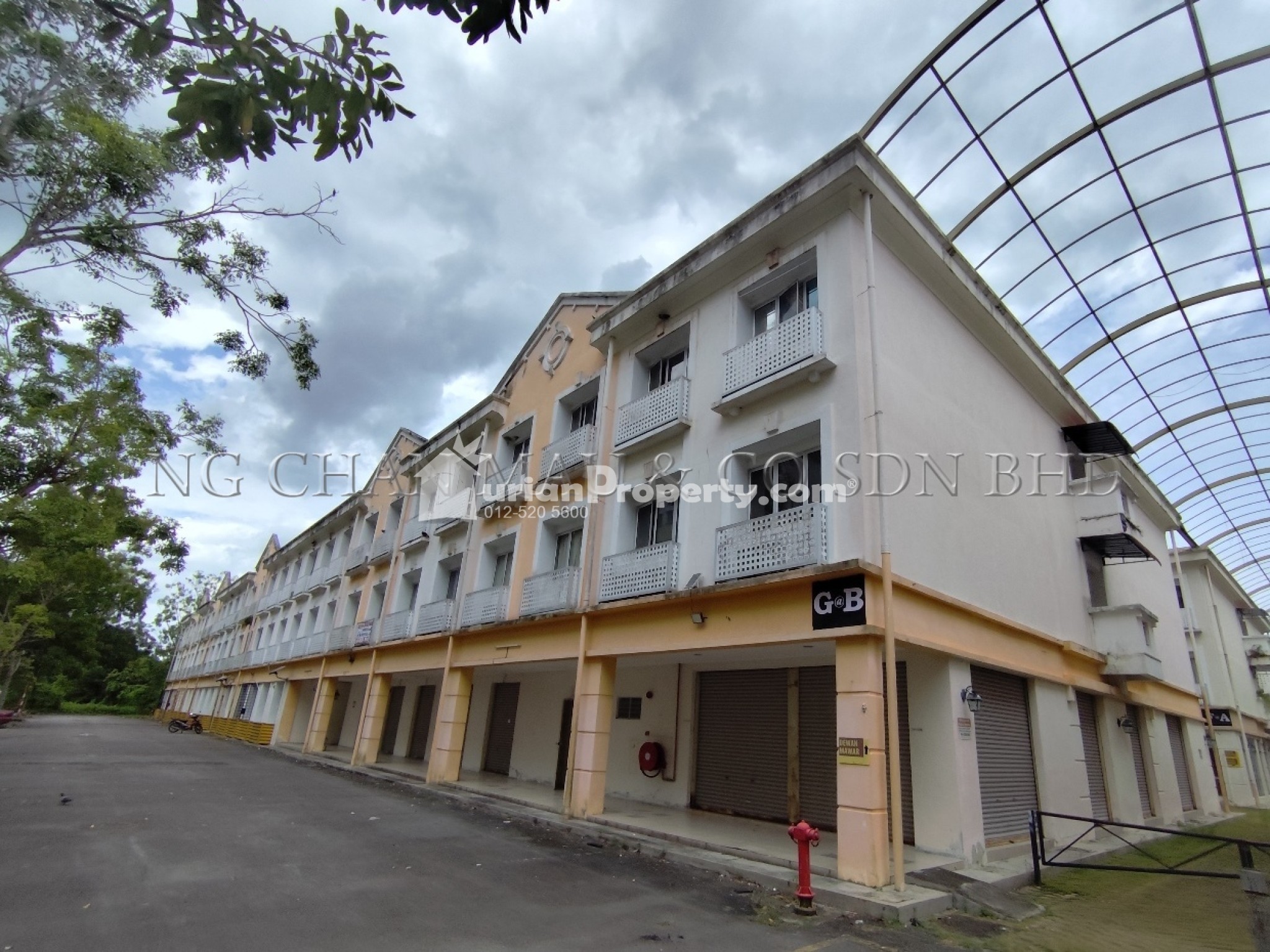 Serviced Residence For Auction at Laketown Apartment (Bukit Merah Resort)