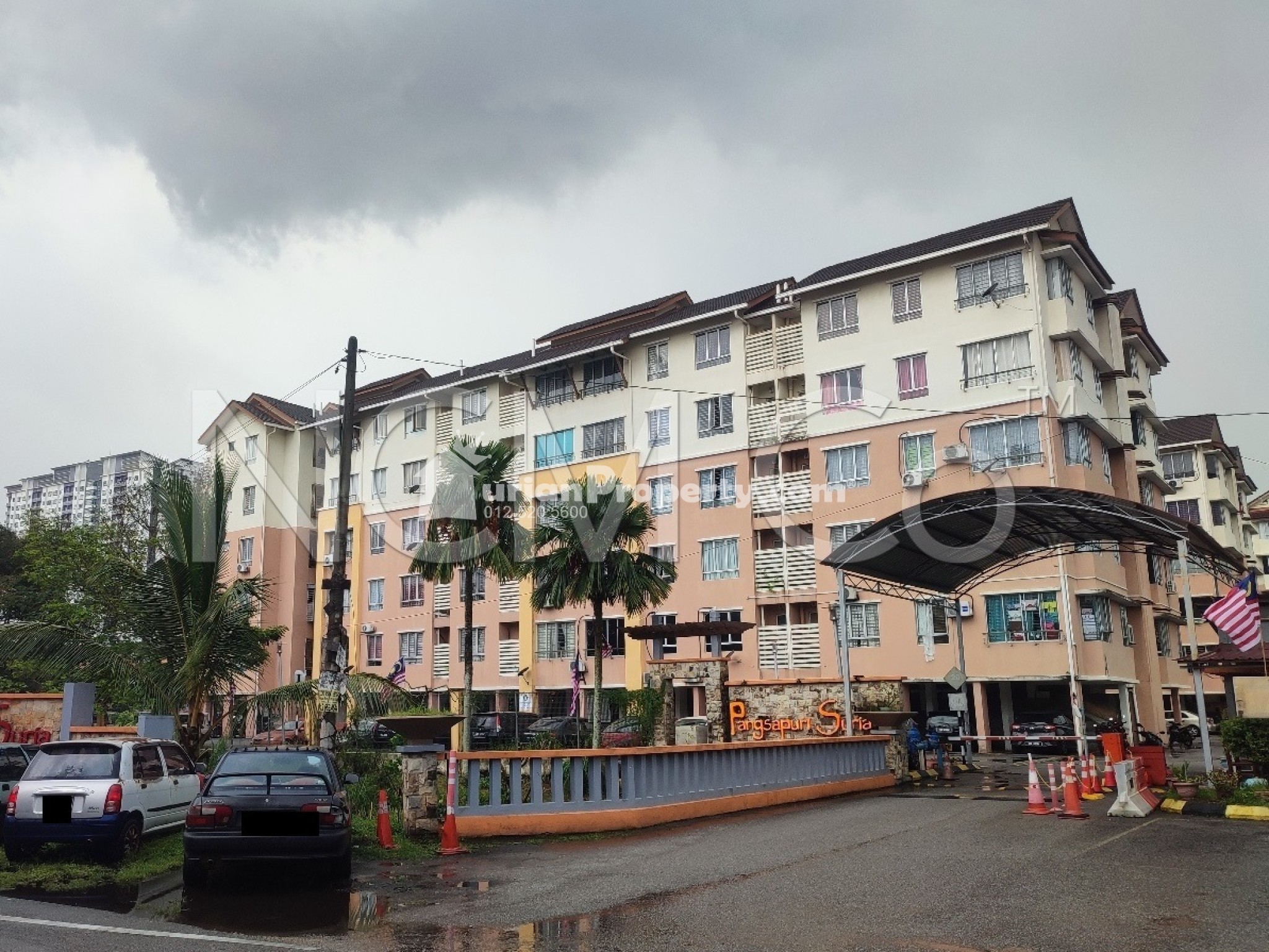 Apartment For Auction at Laman Suria Apartment