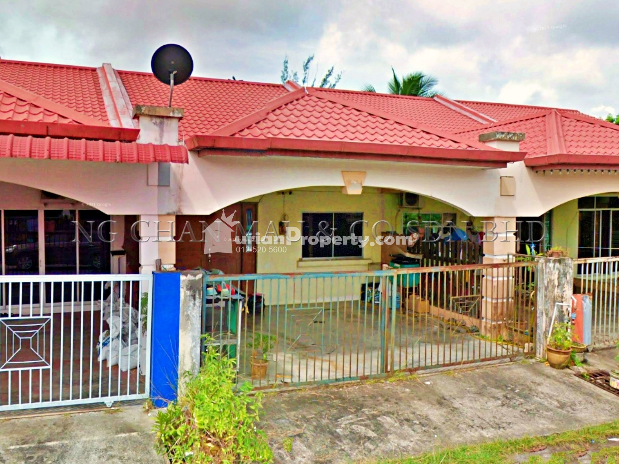 Terrace House For Auction at Sibu