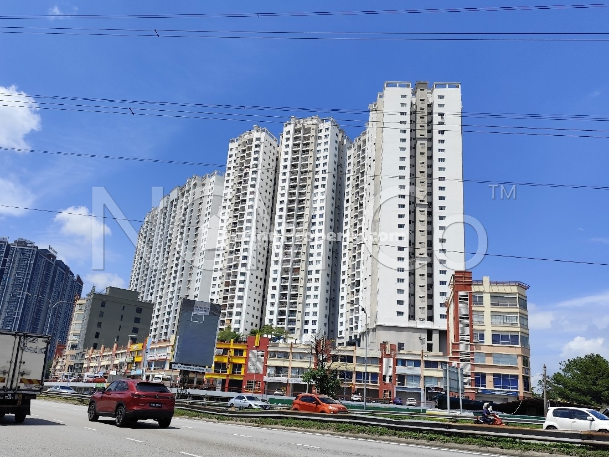 Serviced Residence For Auction at Symphony Heights