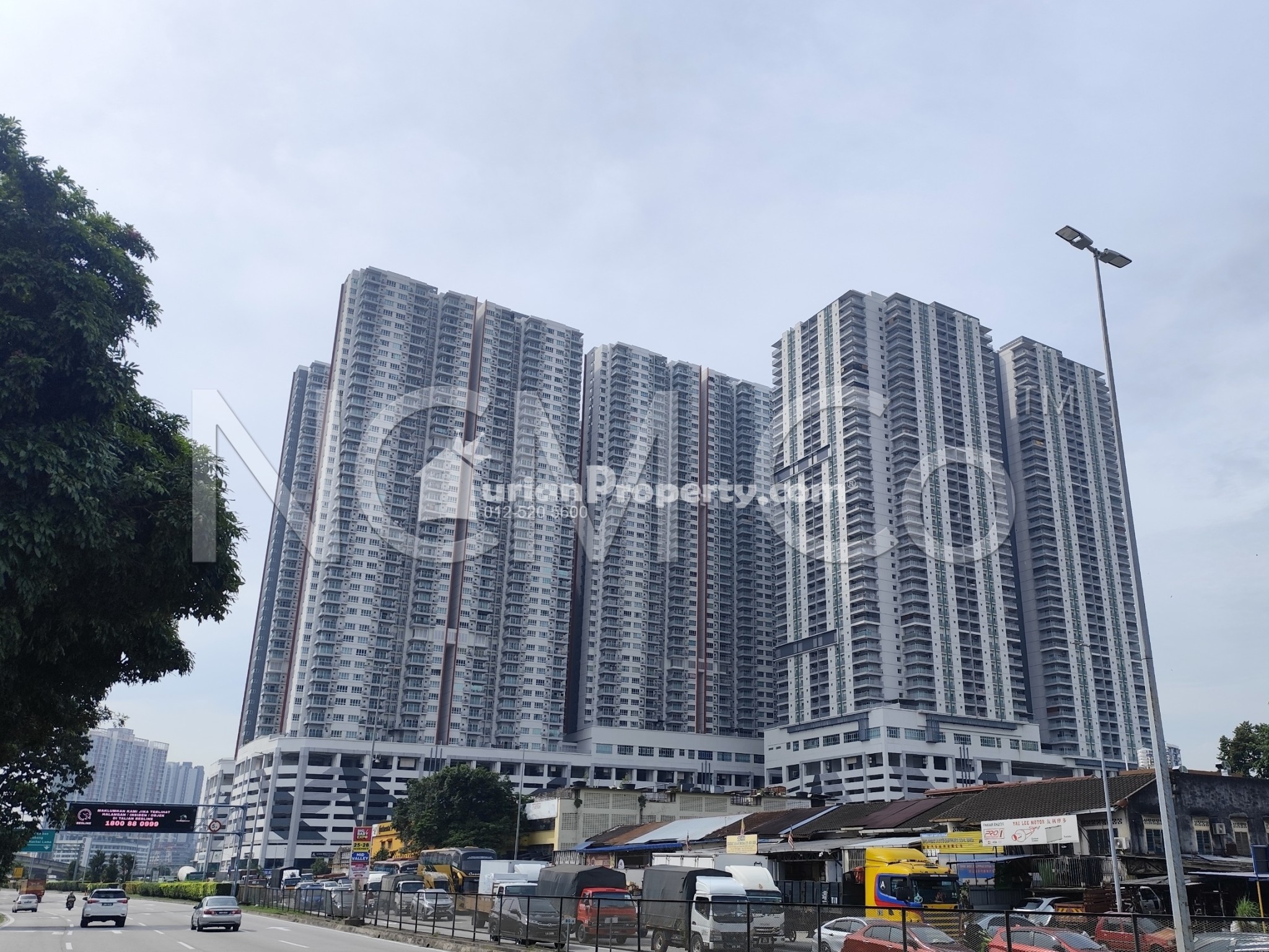 Serviced Residence For Auction at Razak City Residences