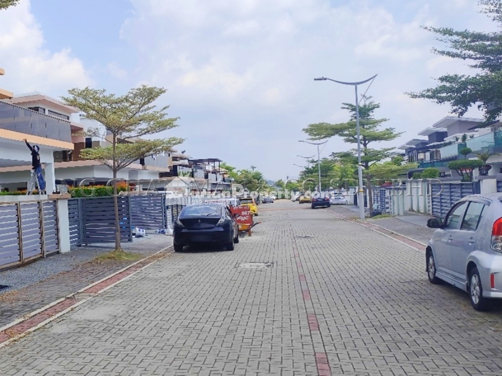 Semi D For Auction at Taman Villa Perdana