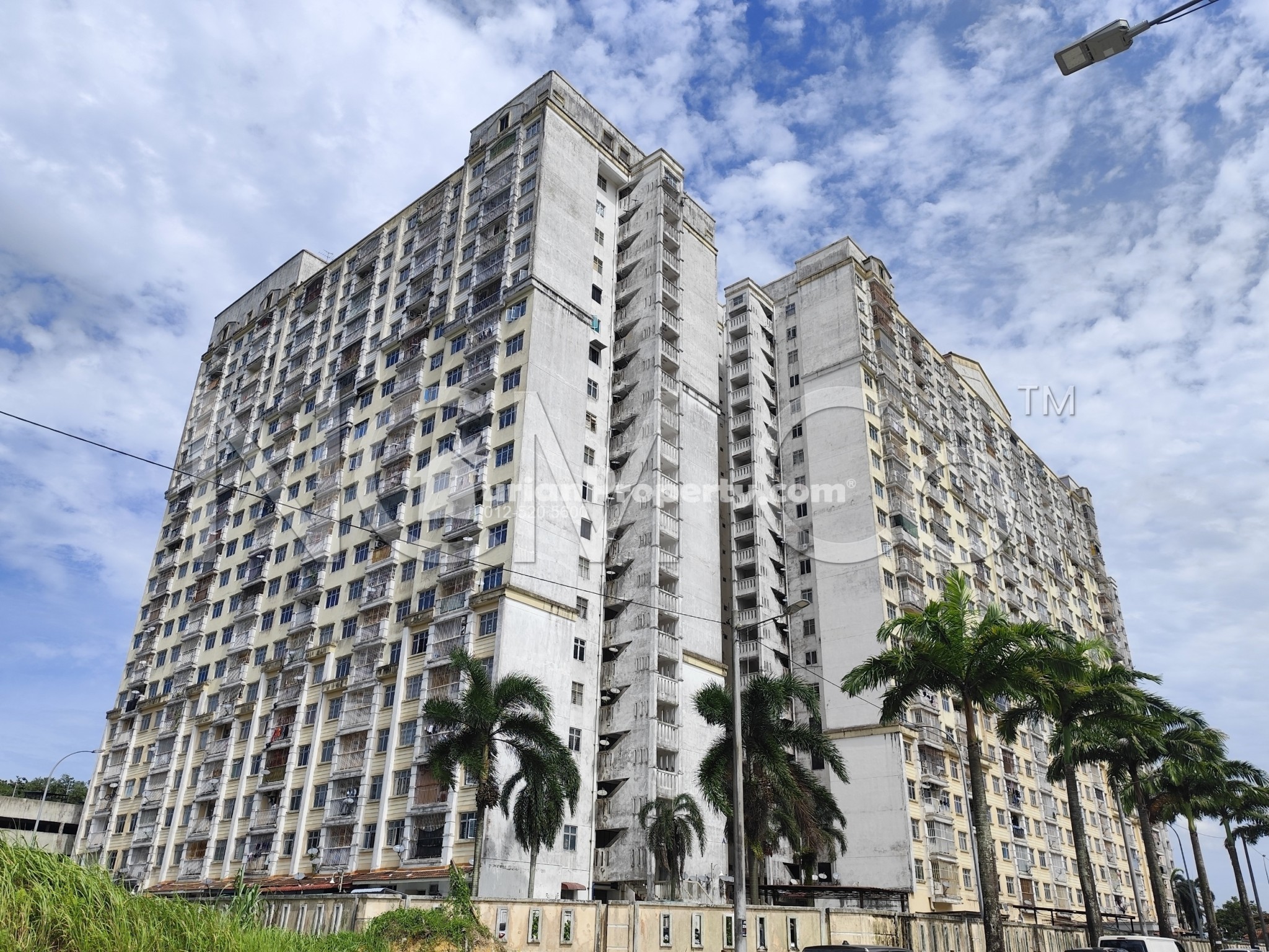 Serviced Residence For Auction at Villa Krystal