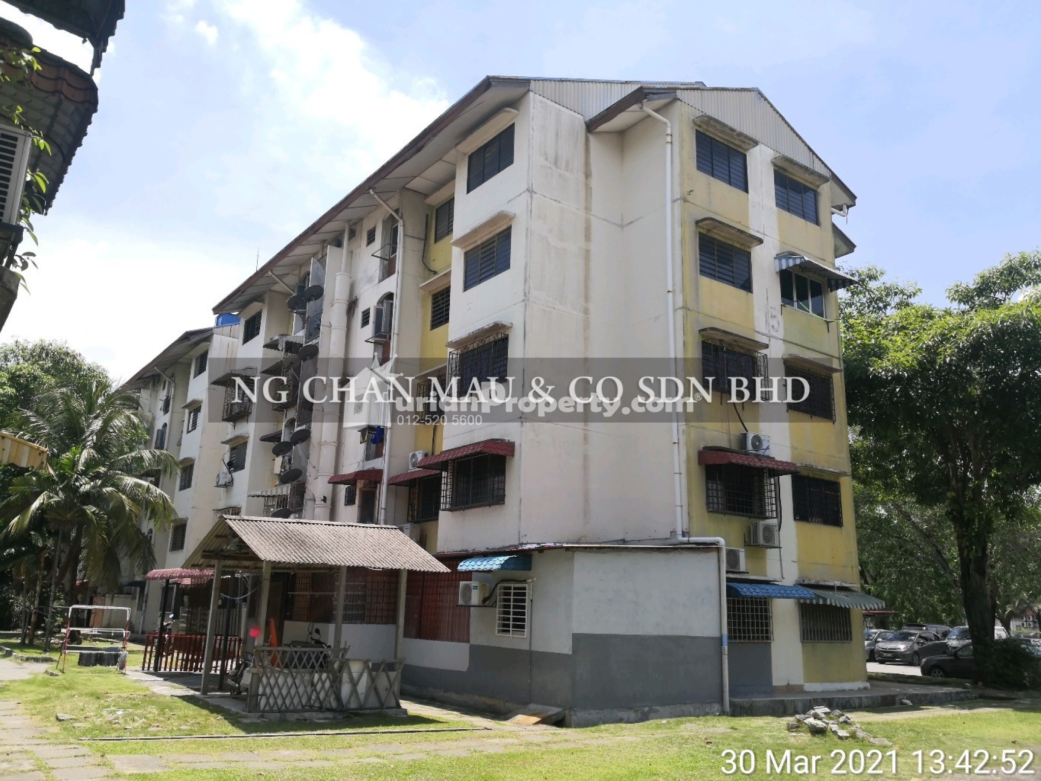 Apartment For Auction at Flat PKNS
