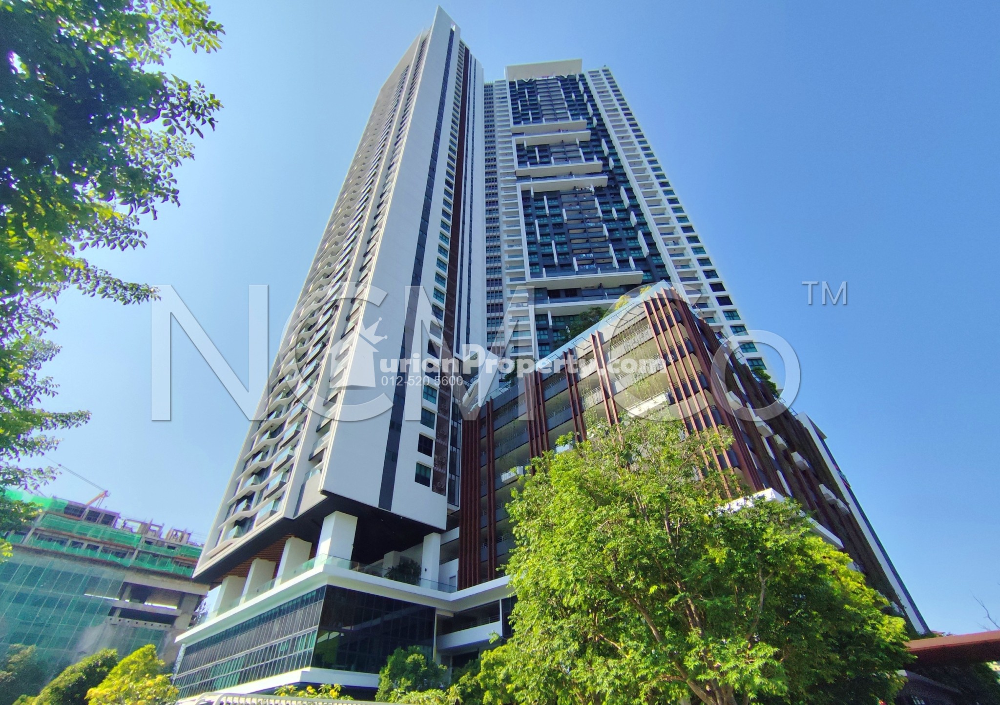 Apartment For Auction at The Valley Residence