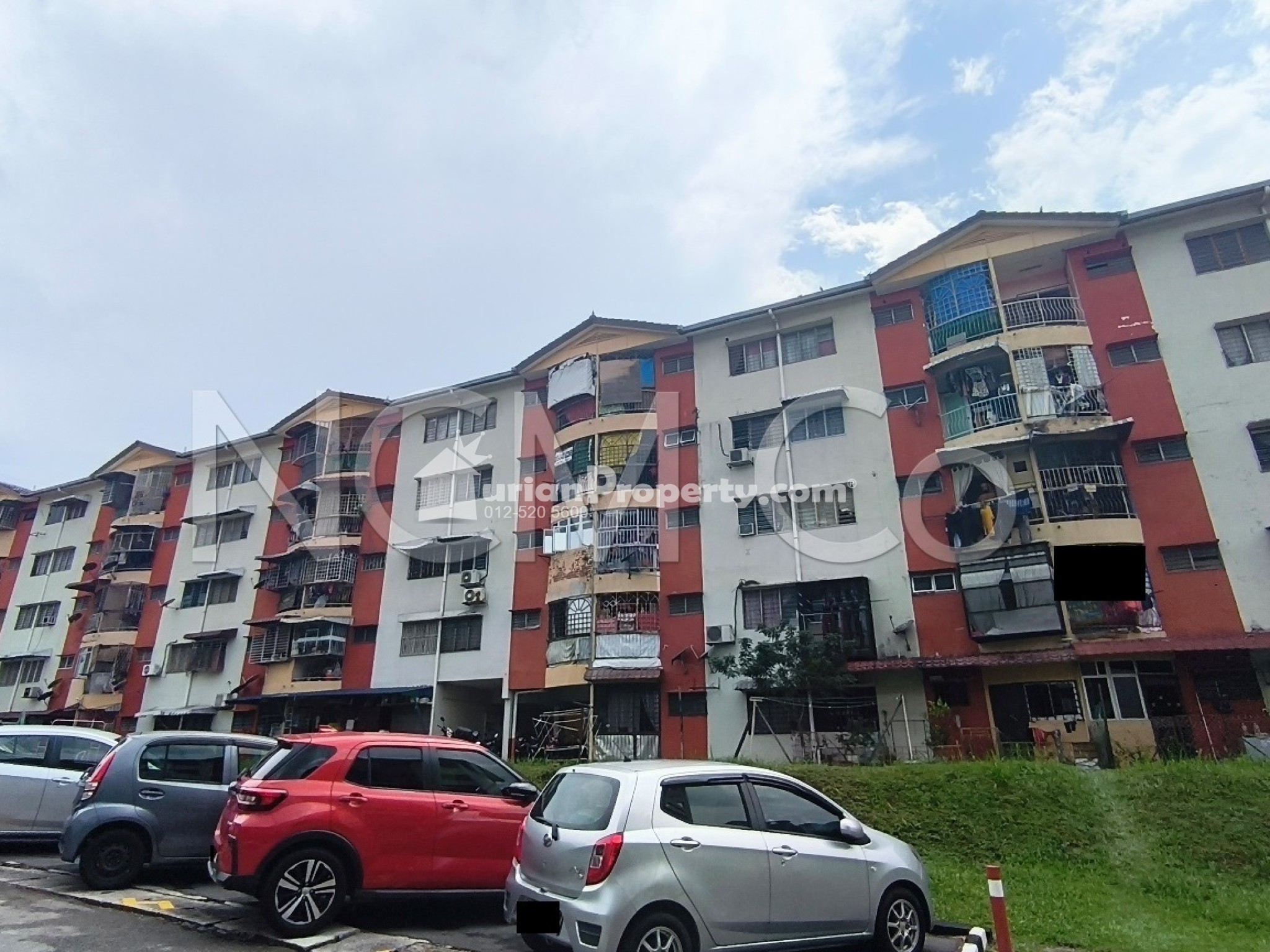 Flat For Auction at Sri Endah Apartment