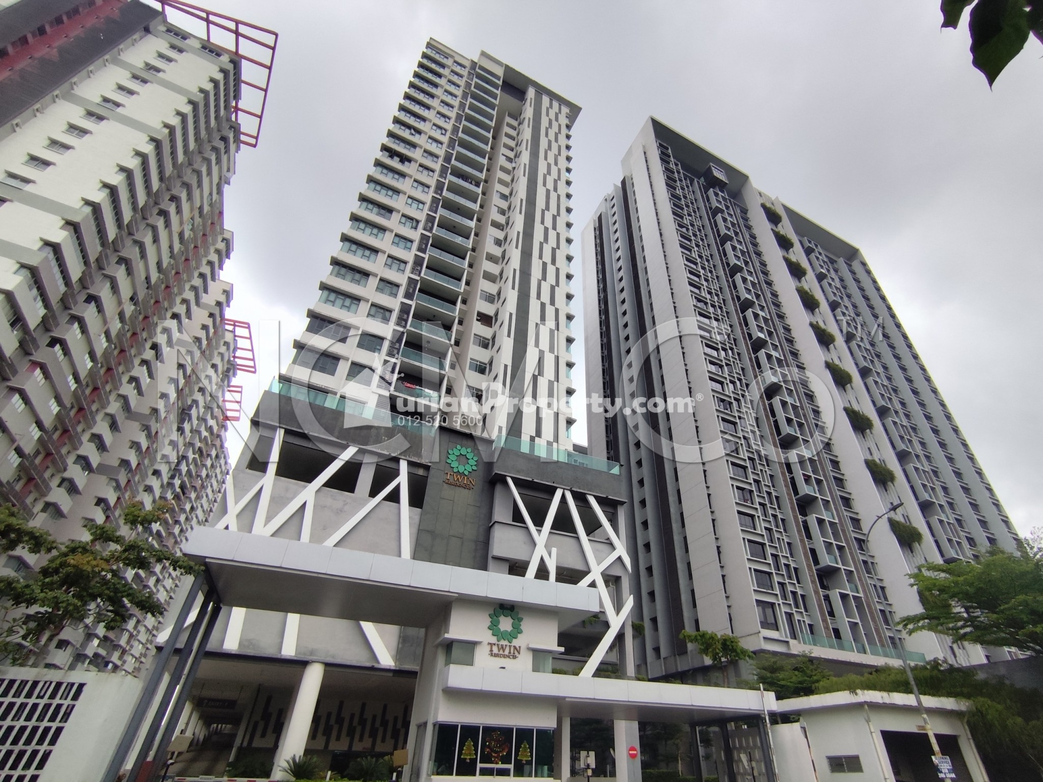 Serviced Residence For Auction at Twinz Residences