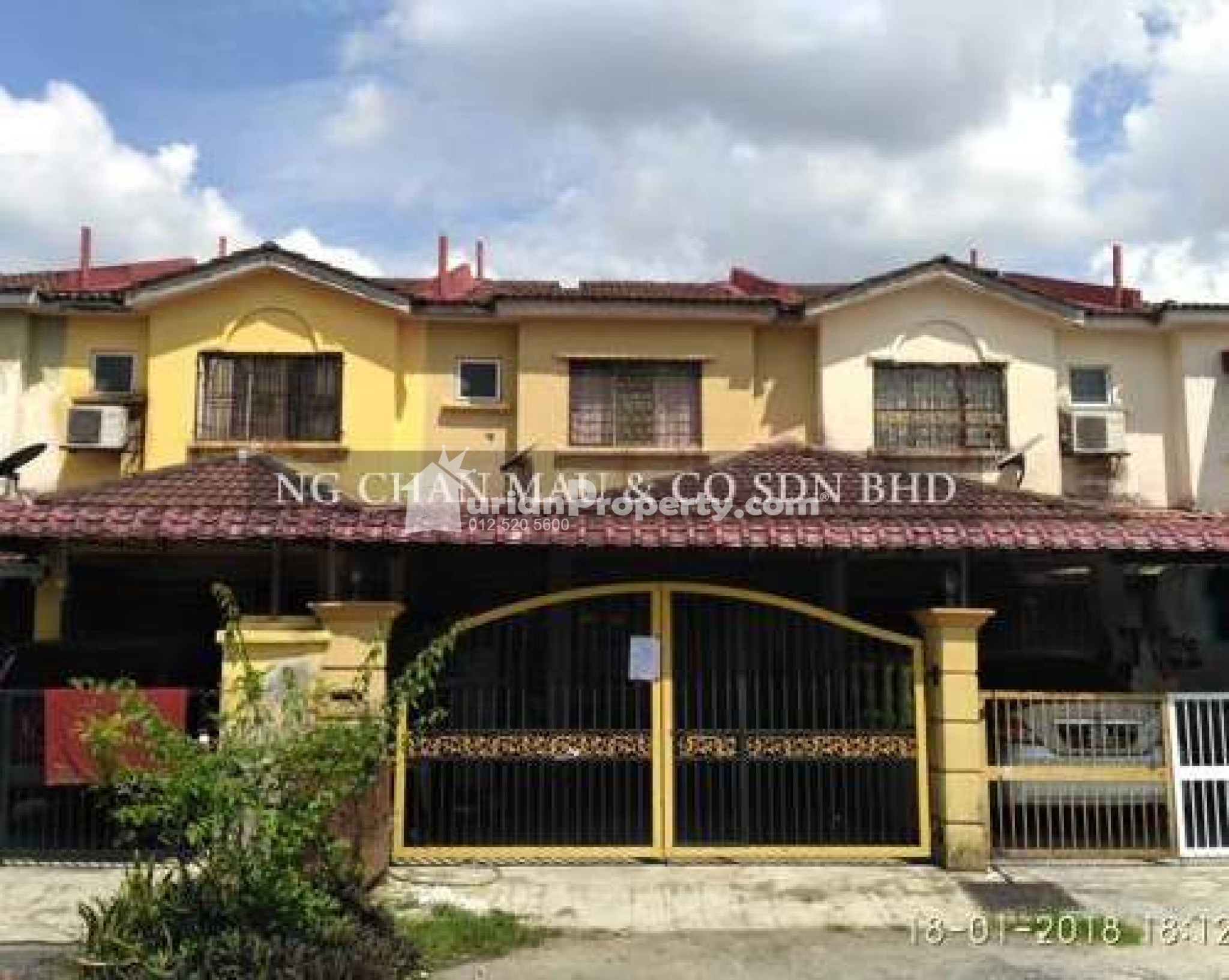 Terrace House For Auction at Green Valley Park (Pinggiran Lembah Hijau)
