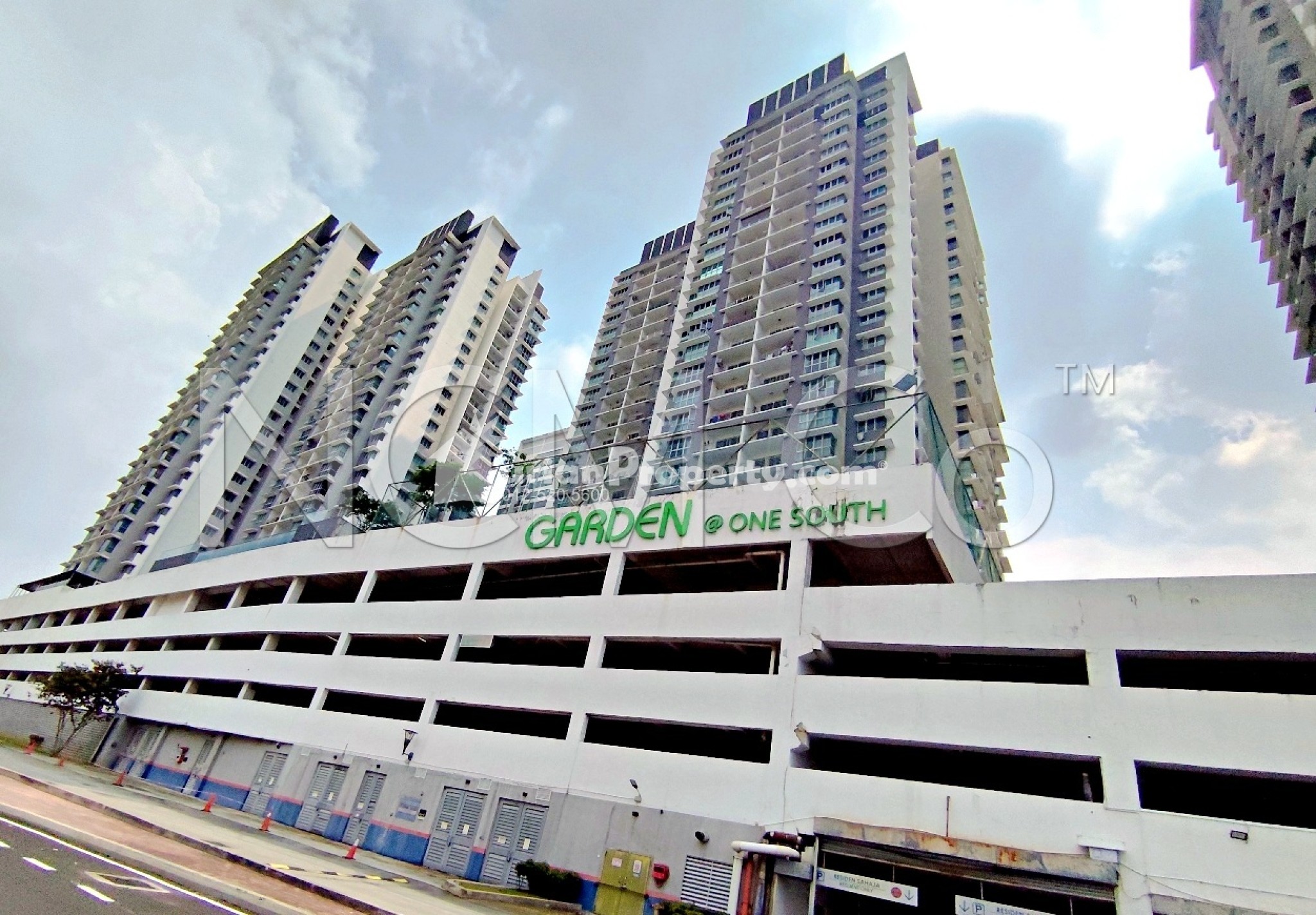 Serviced Residence For Auction at Gardenz @ One South