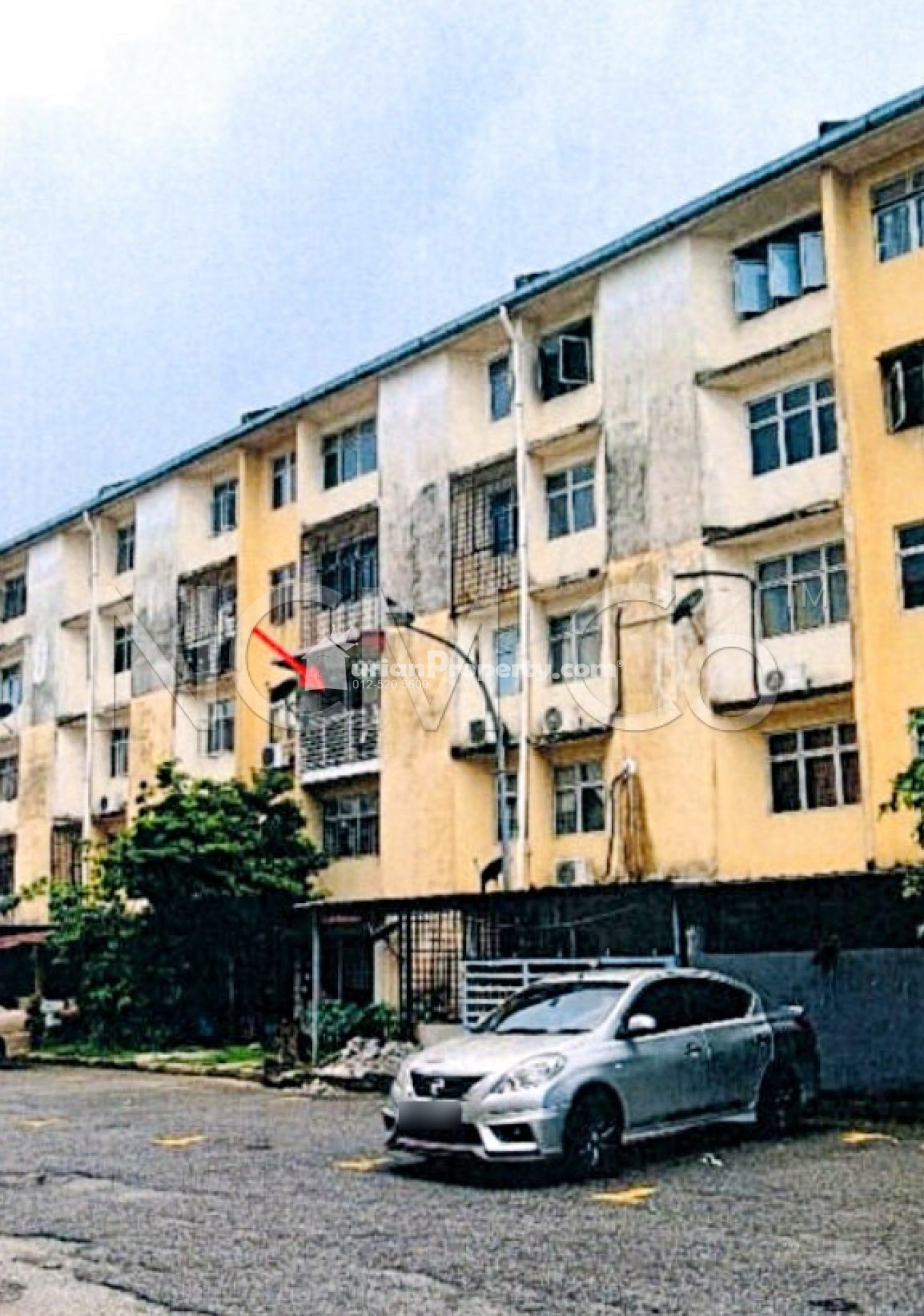 Apartment For Auction at Rista Villa Apartment