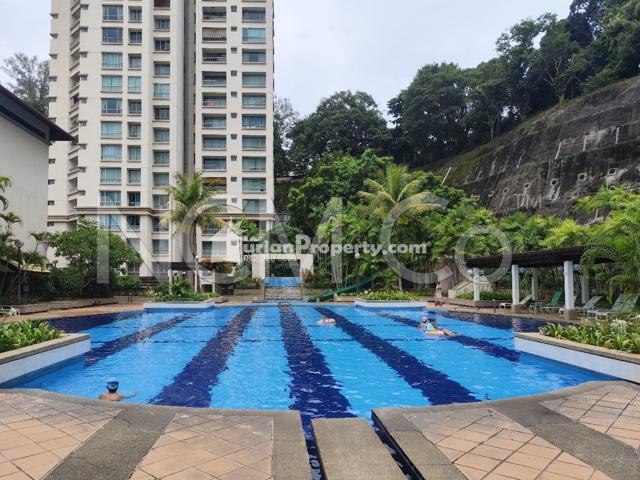 Condo For Auction at Miami Green