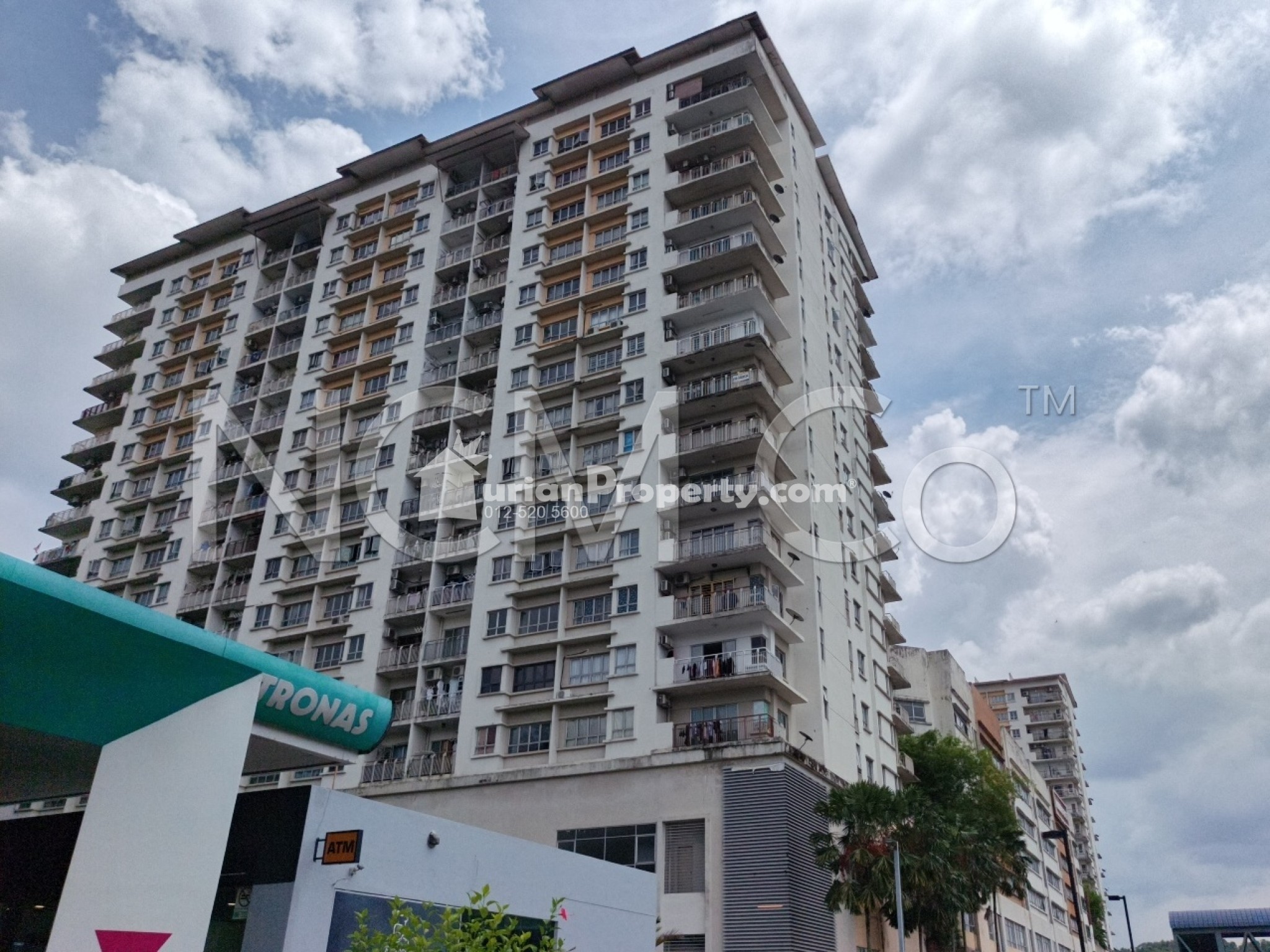 Condo For Auction at Park Avenue