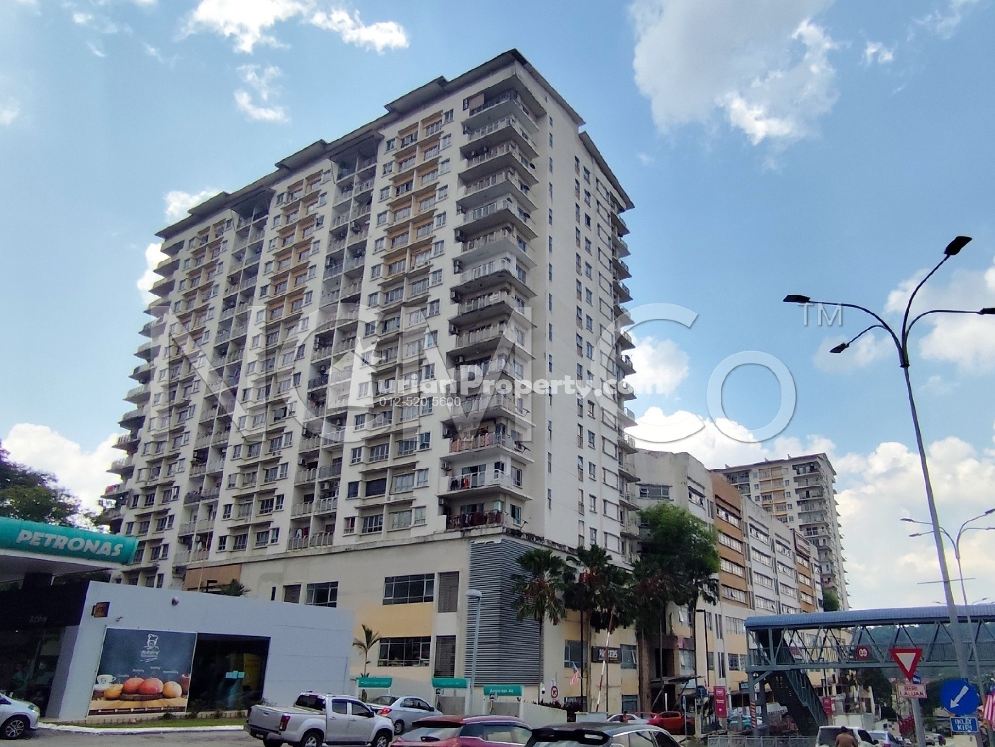 Serviced Residence For Auction at Park Avenue