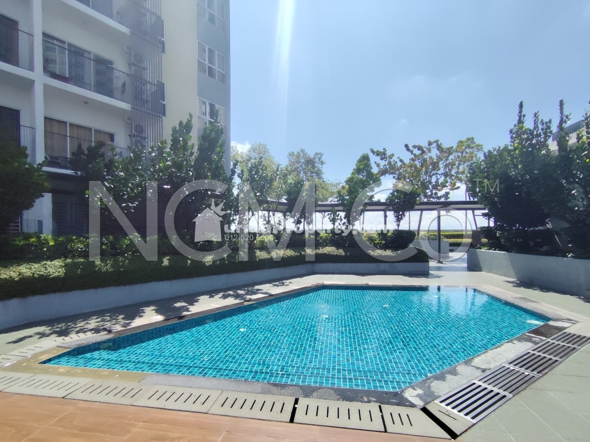 Serviced Residence For Auction at Cerrado Residence