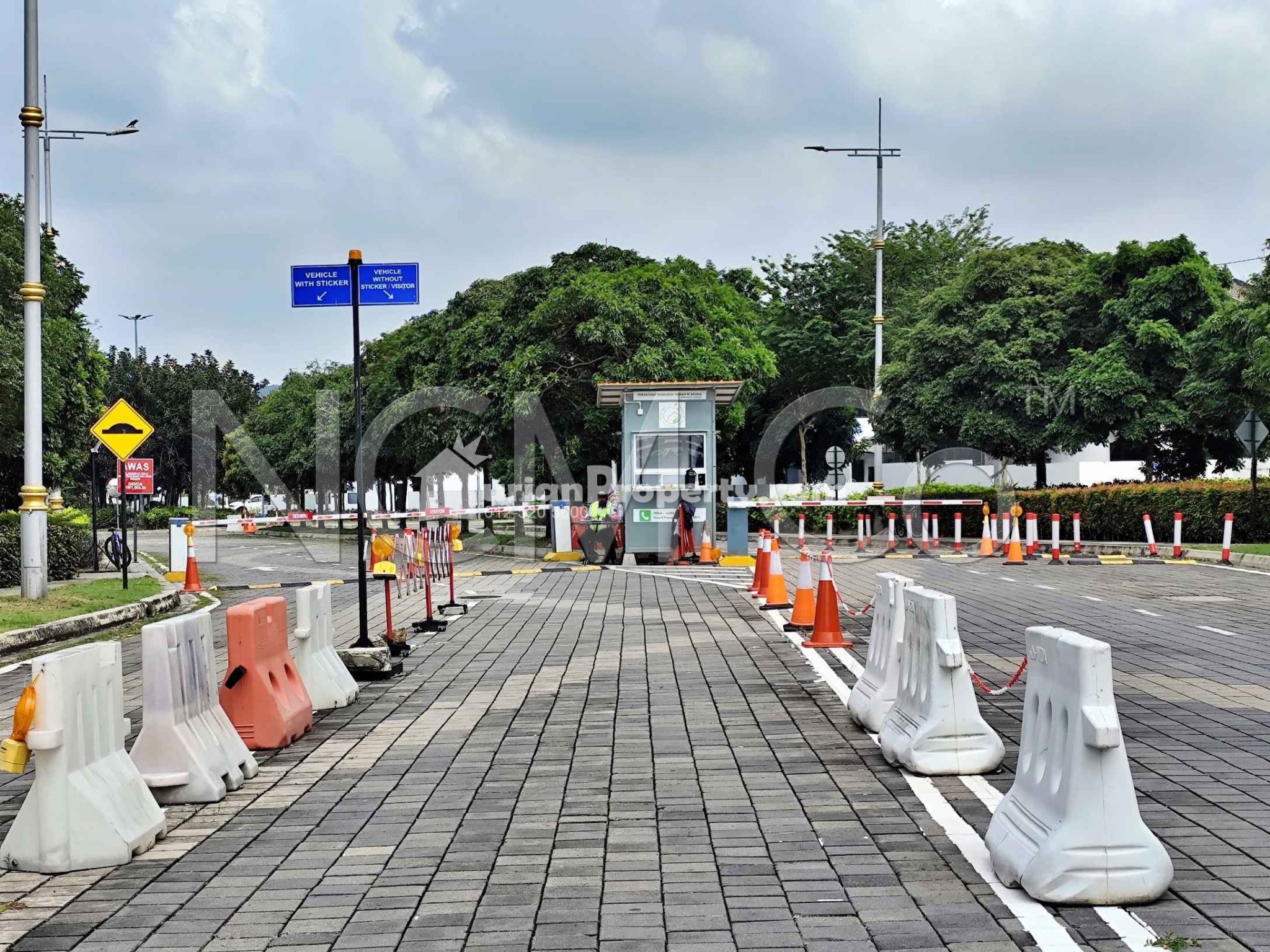 Terrace House For Auction at M Aruna