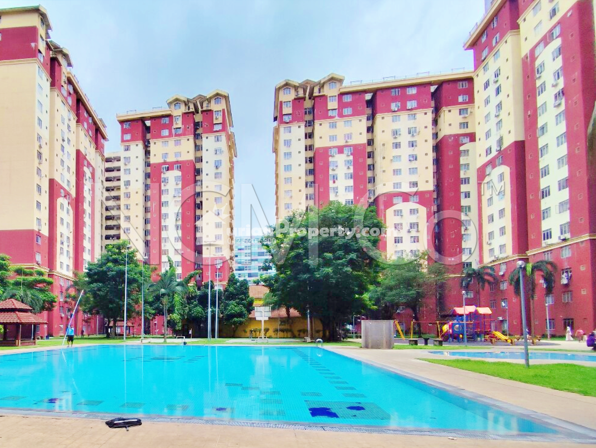 Apartment For Auction at Mentari Court 1